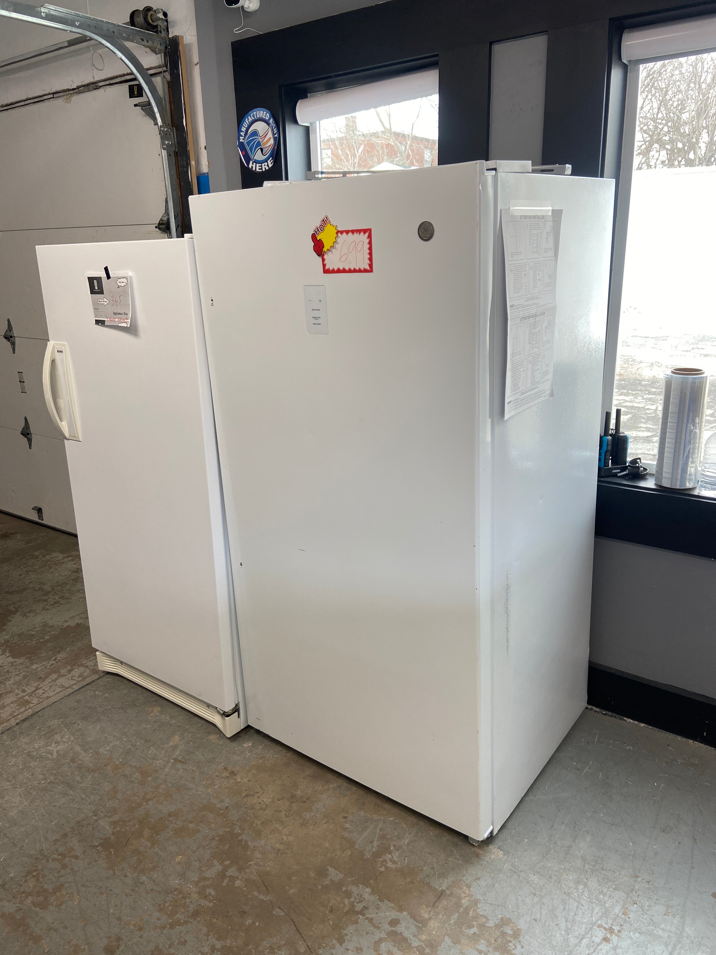 GE 17 Cu. Ft. Upright Freezer - White (FUF17SMRFWW)
