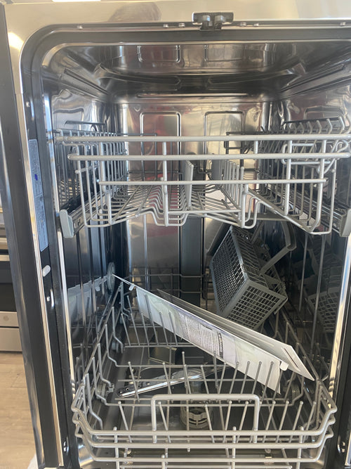 18” GE dishwasher, White