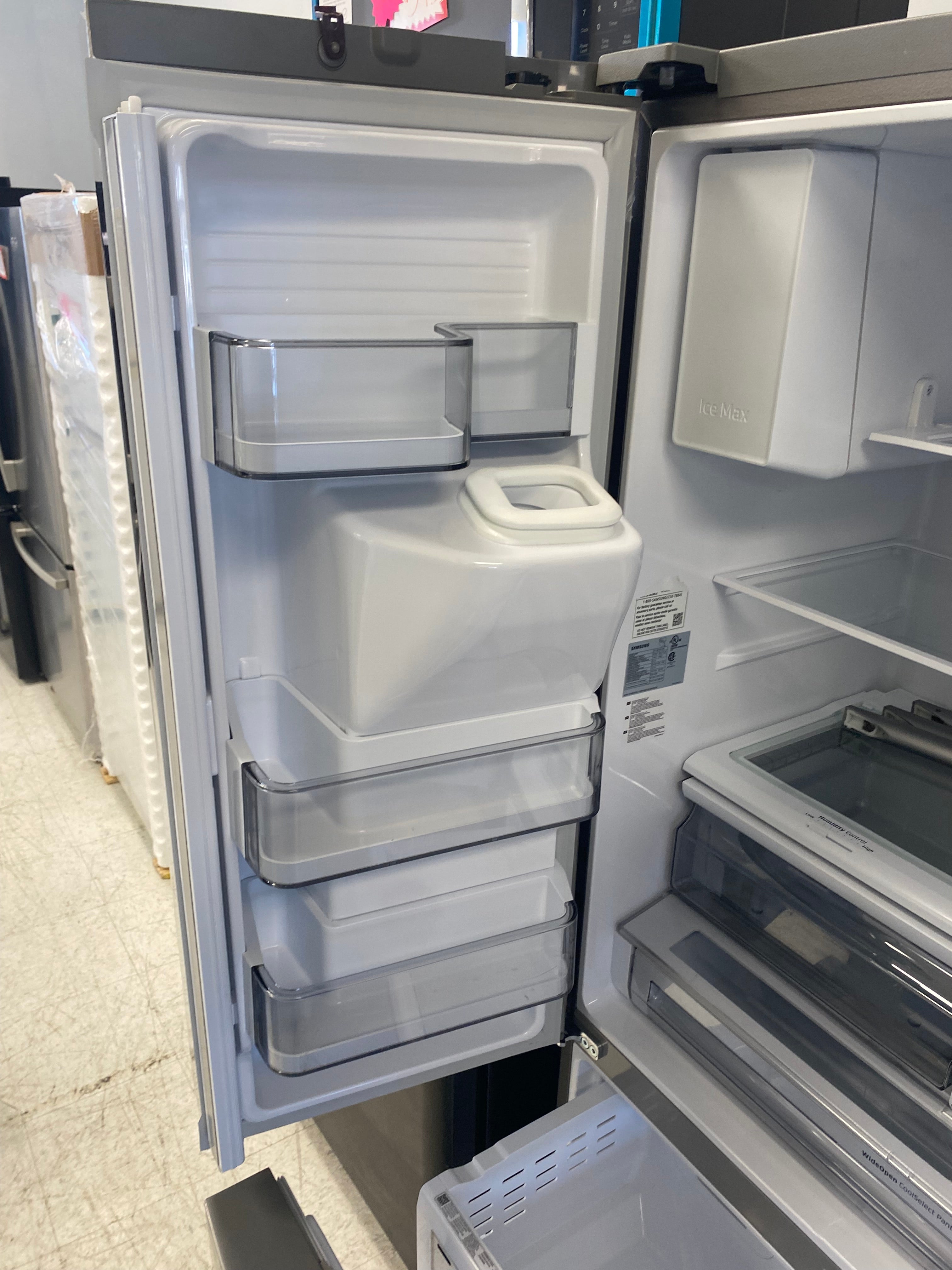 36 inch Samsung stainless steel French door fridge counter depth RF23R6201SR ( no ice maker)