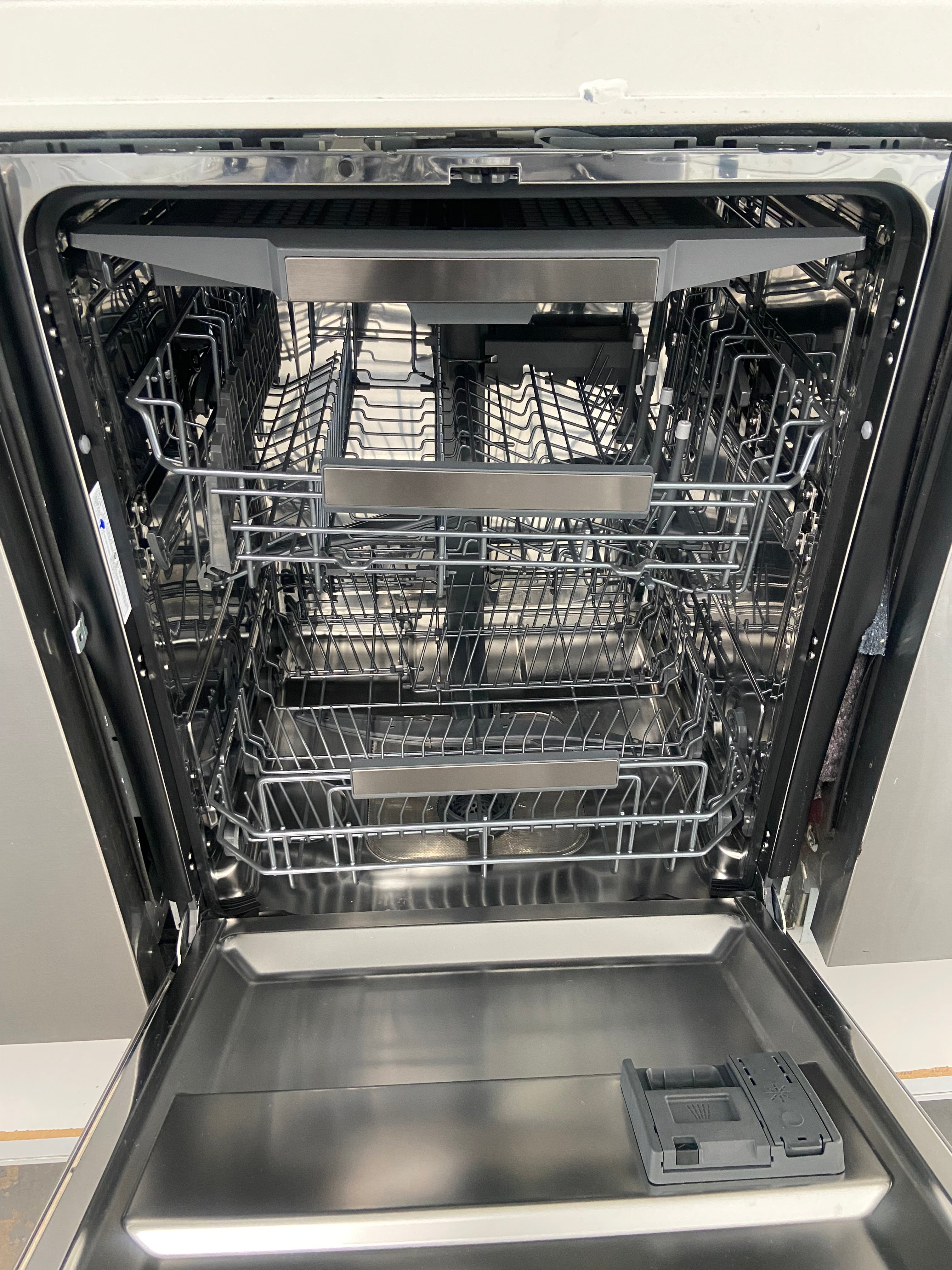 GE 24" Stainless Built-in Dishwasher