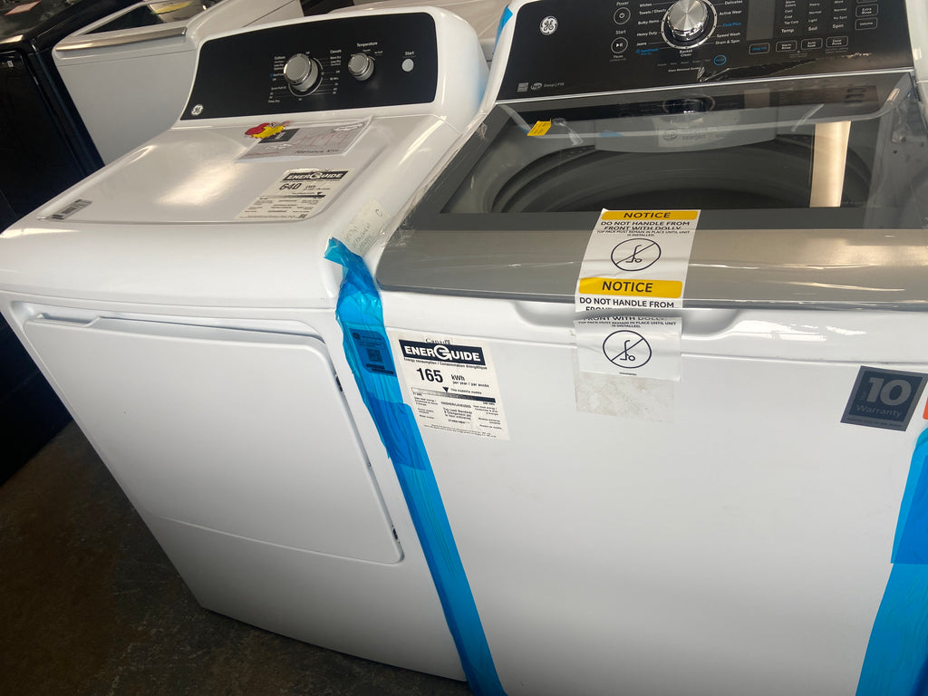 GE washer and dryer set, GTW681BMR0WS Washer and GTX34EBMR0WS Dryer, side by side set up, “Open Box”, 6 Months Warranty