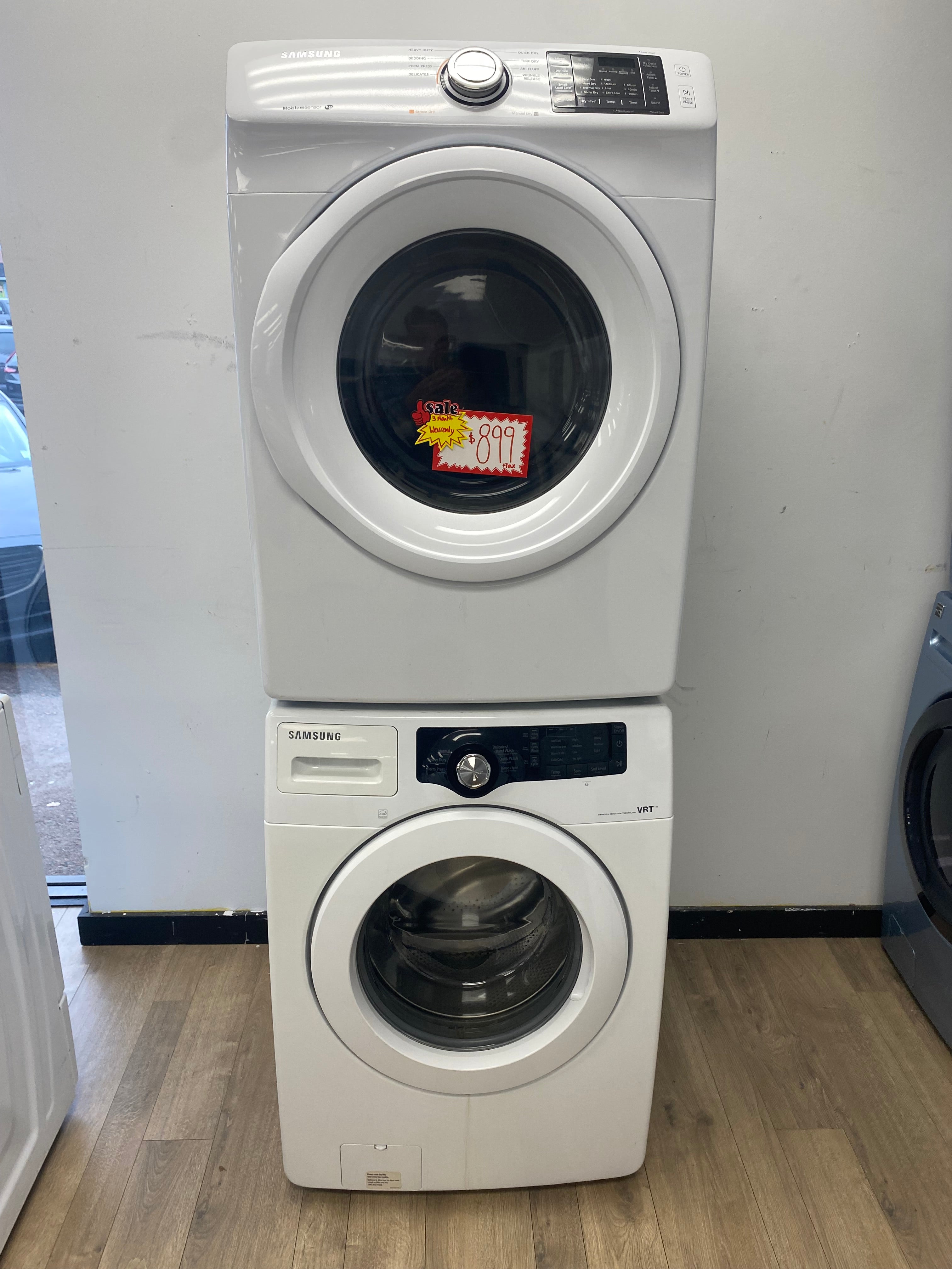 Samsung Front Load Washer, 27 inch Width, 4.0 cu. ft. Capacity, 6 Wash Cycles/ Samsung DV42H5000EW/AC Dryer, Vented, 11 Dry Cycles, 4 Temperature Settings, Stackable, White colour