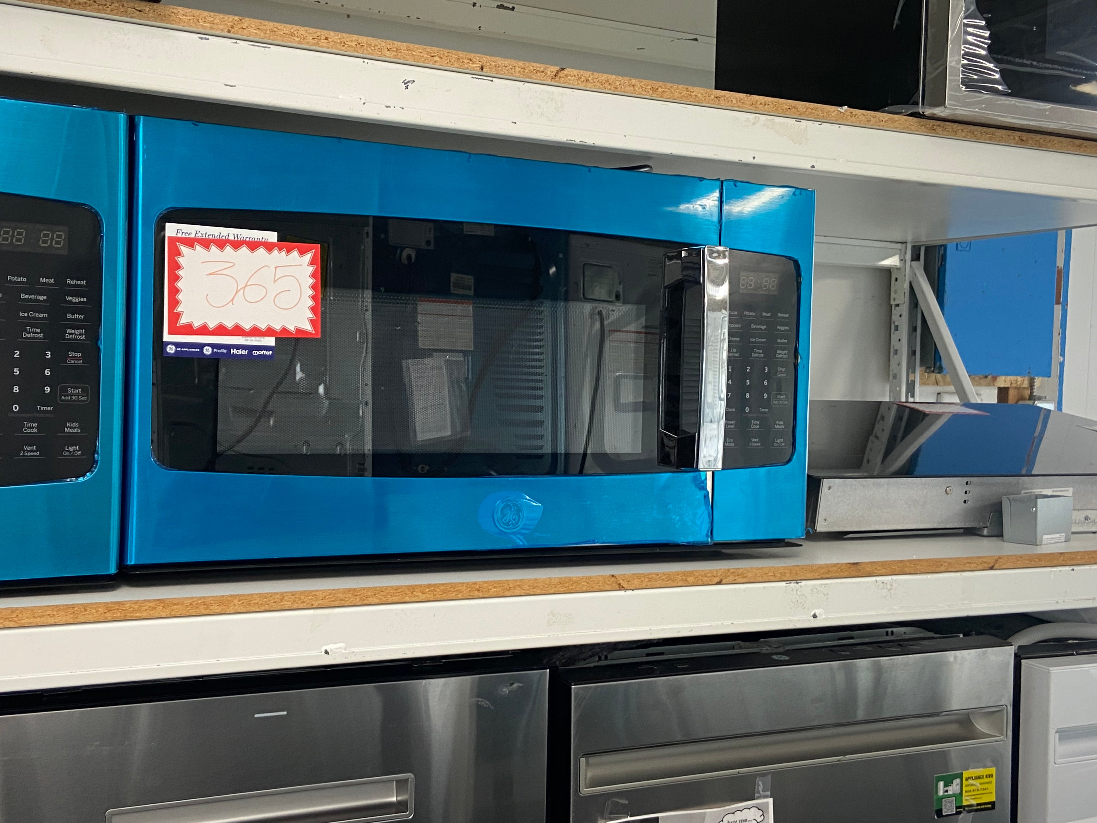 Stainless GE JVM2165SMSS Over The Range Microwave (Scratch and Dent)
