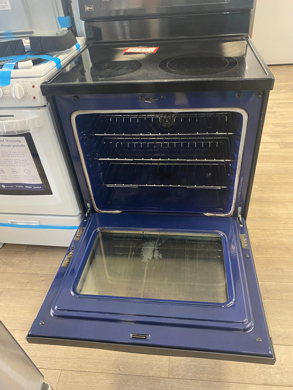 30” LG glass top stove