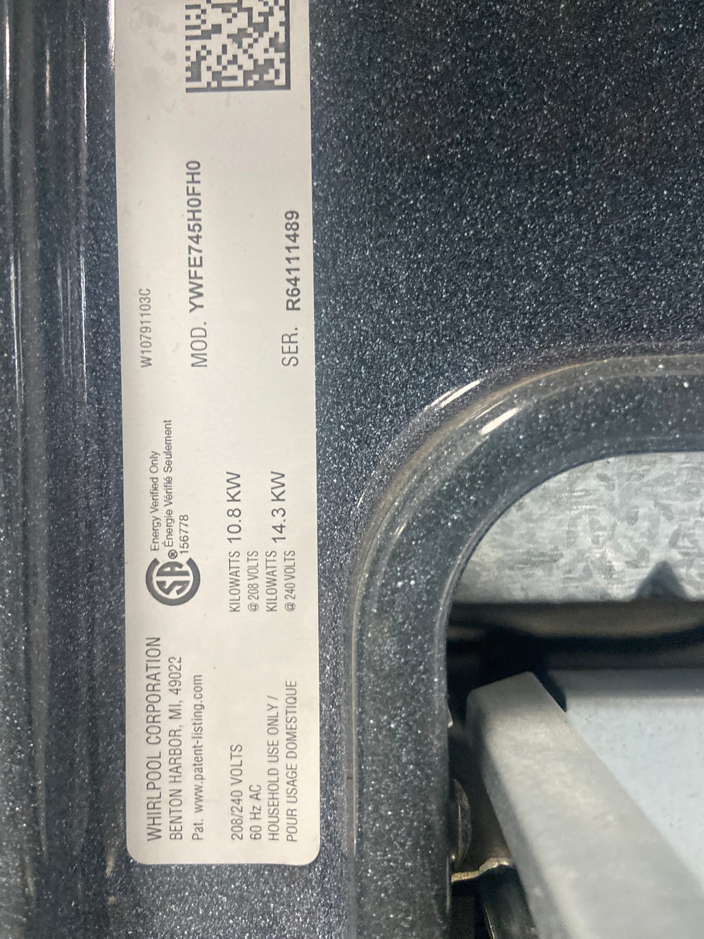 Whirlpool glass top stove, YWFE745H0FH0, “Refurbished”, 3 Months warranty