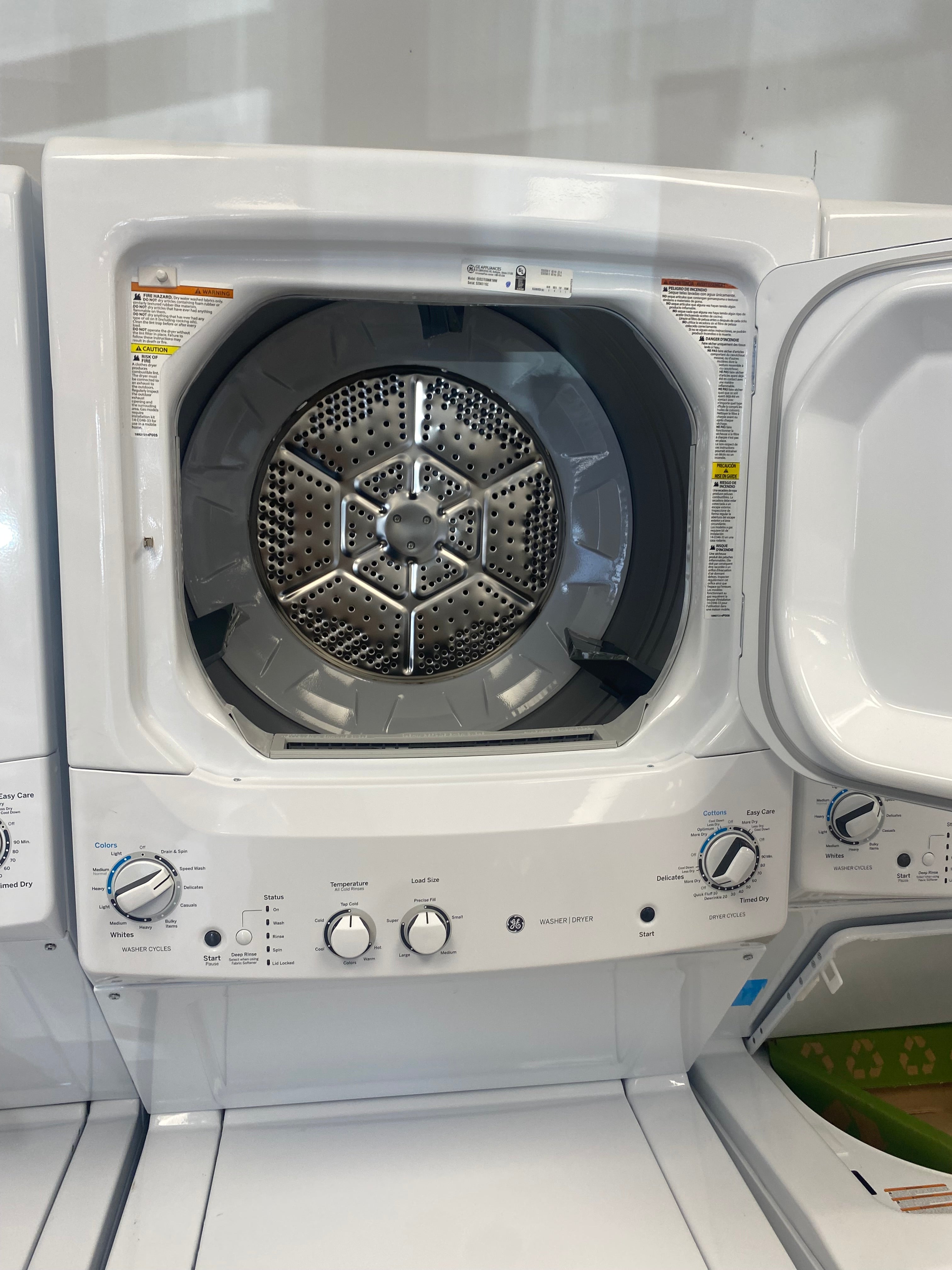 White GE 27” Laundry Center