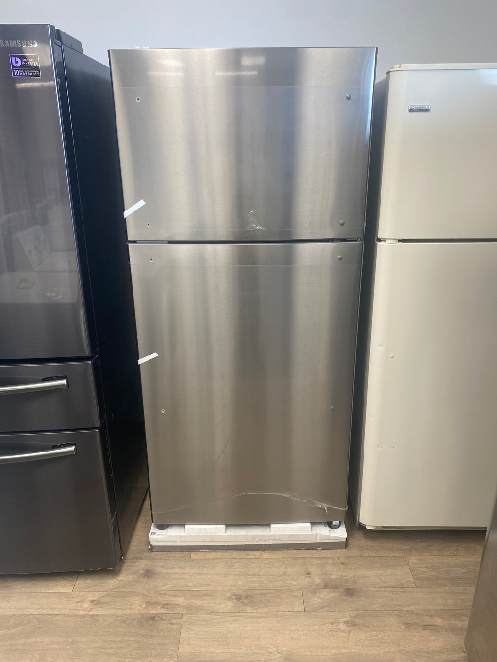 Moffat Top-Freezer 18-cu.ft. Refrigerator - Stainless Steel