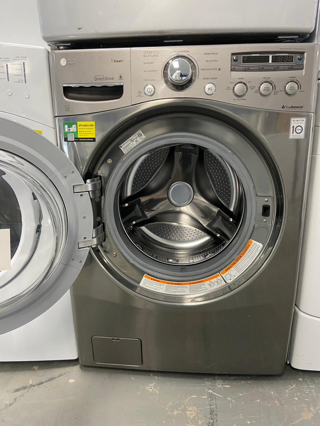 LG WM2650HVA Front Load Washer, 1,200 RPM Washer Spin Speed, 9 Wash Cycles, 5 Temperature Settings, Water Heater, Steam Clean, Graphite Steel colour