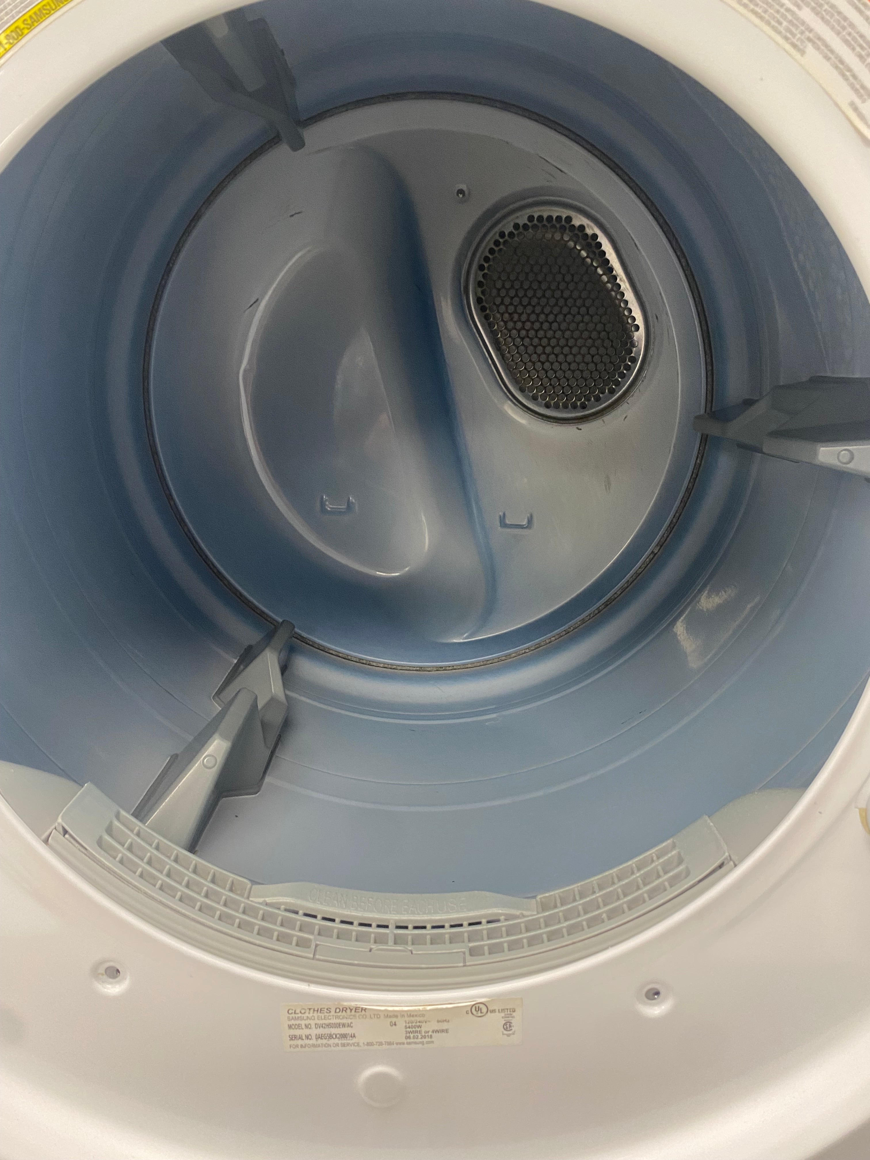 Samsung Front Load Washer, 27 inch Width, 4.0 cu. ft. Capacity, 6 Wash Cycles/ Samsung DV42H5000EW/AC Dryer, Vented, 11 Dry Cycles, 4 Temperature Settings, Stackable, White colour