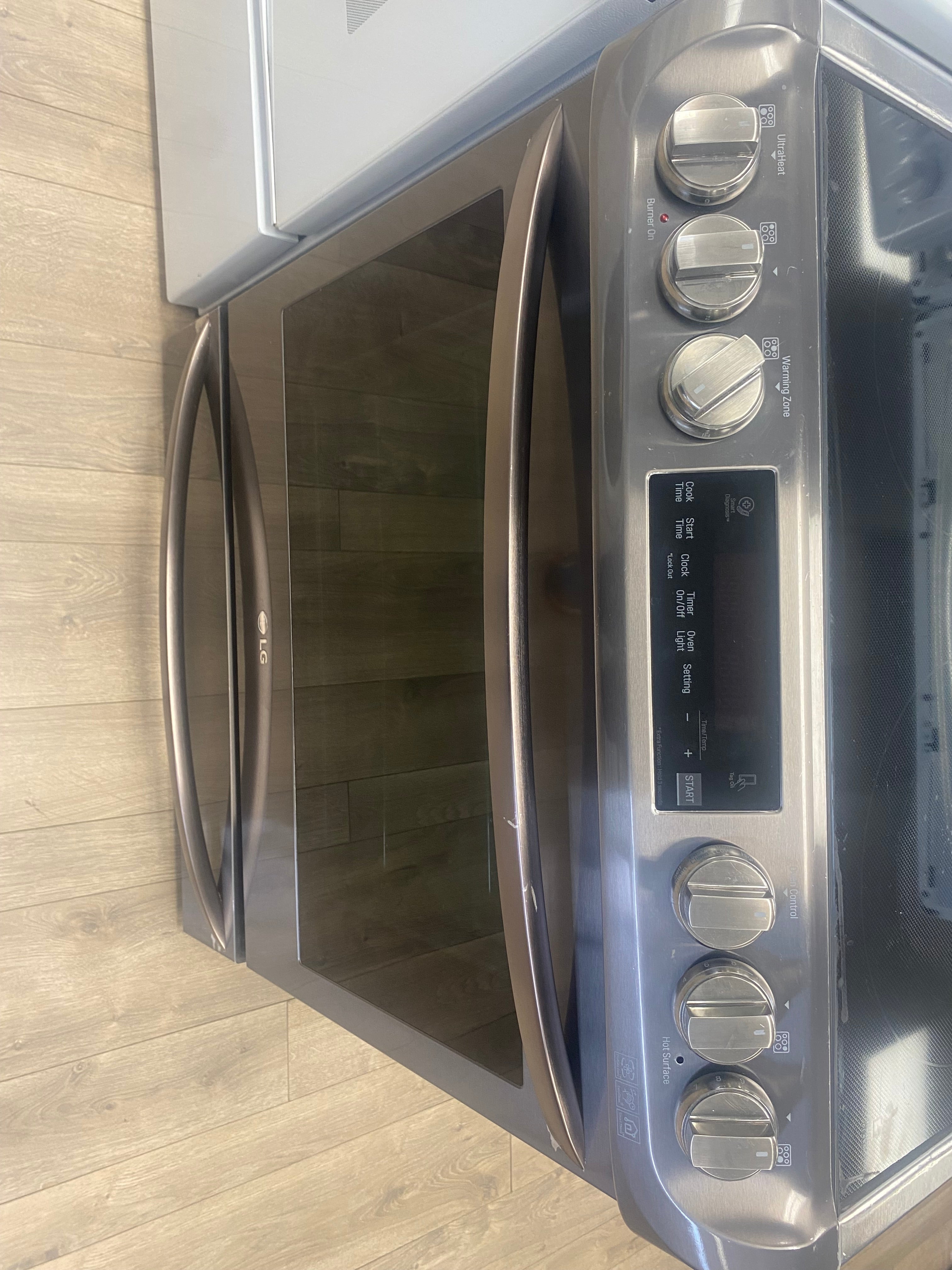 LG 30” dark Stainless Steel glass top slide in Stove, convection, self clean