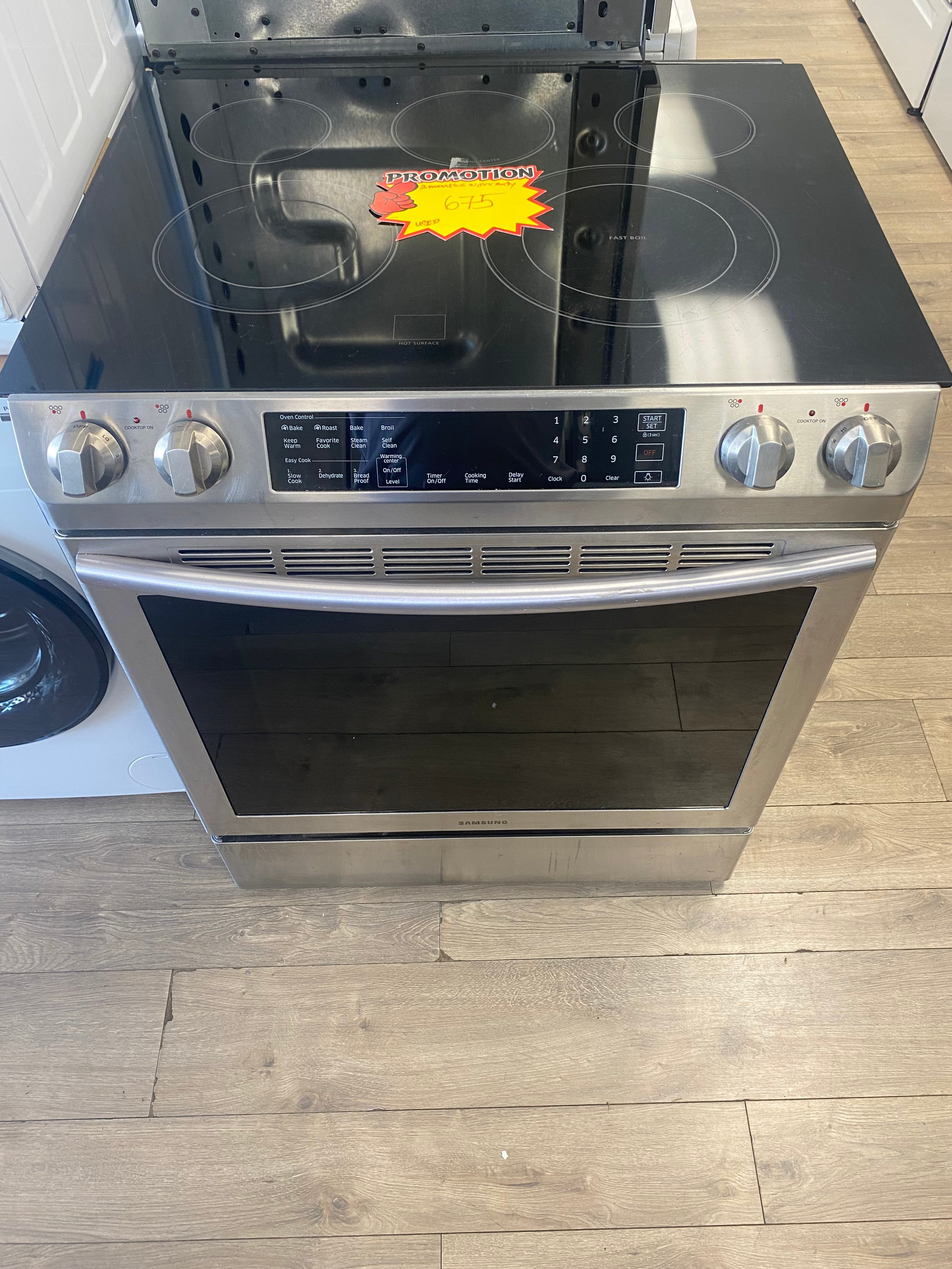 Samsung slide in glass top stove "Refurbished"