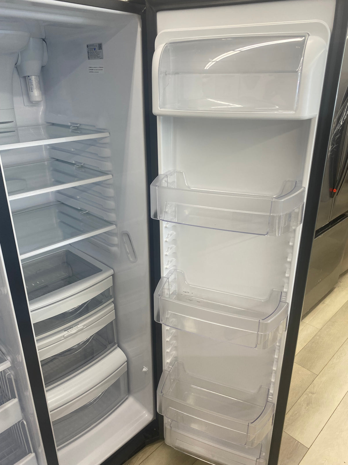 36” GE French door fridge, Stainless, side by side fridge/Freezer, "New"