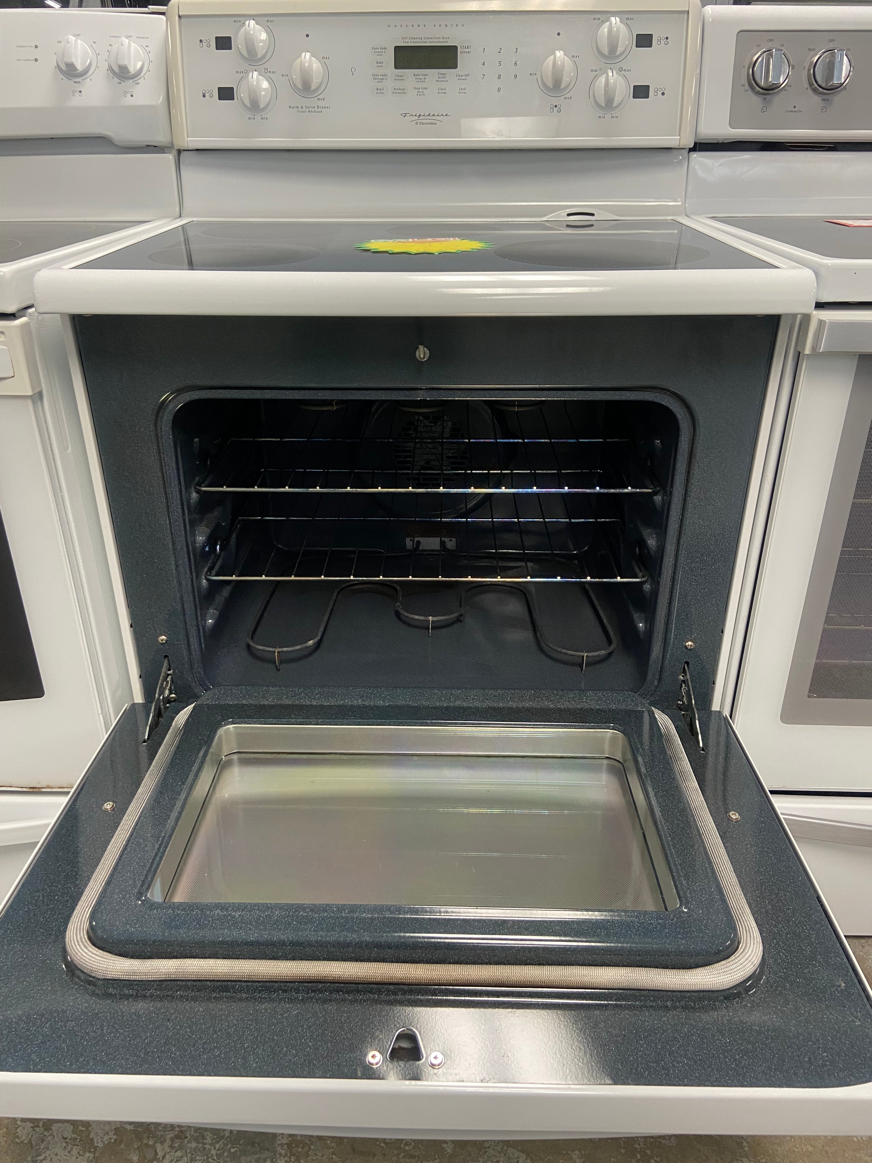 White 30” Frigidaire PGLEF388CS1 Glass Top Stove "Refurbished"