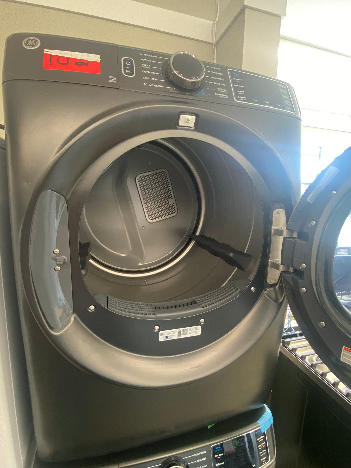 27” GE Stackable washer and dryer Large Capacity "New-Open Box"