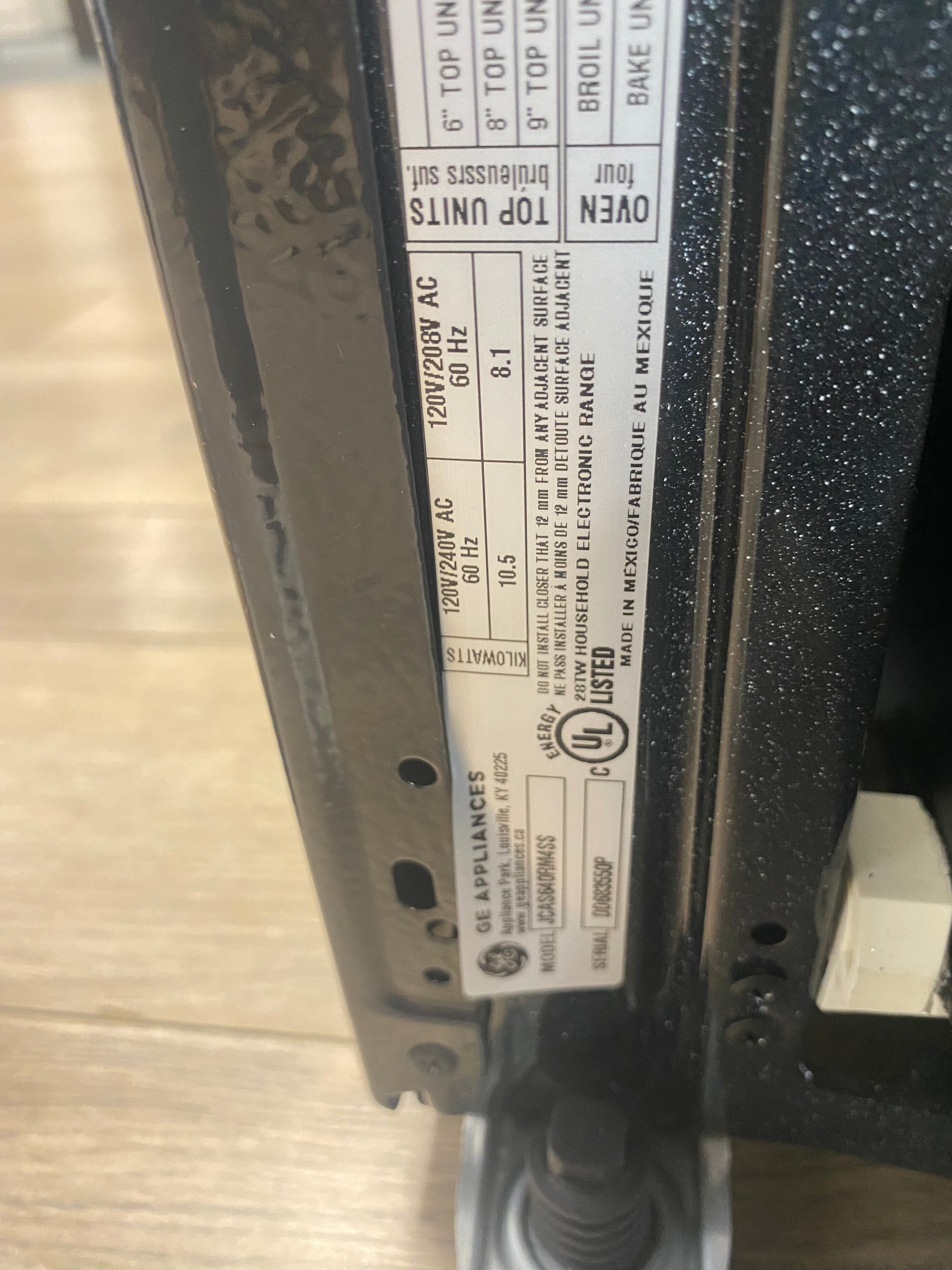 GE JCAS640RM4SS Electric Range, 2.9 cu. ft. Capacity, 24 inch Exterior Width, 4 Burners, Storage Drawer, Steam Clean "Factory certified"