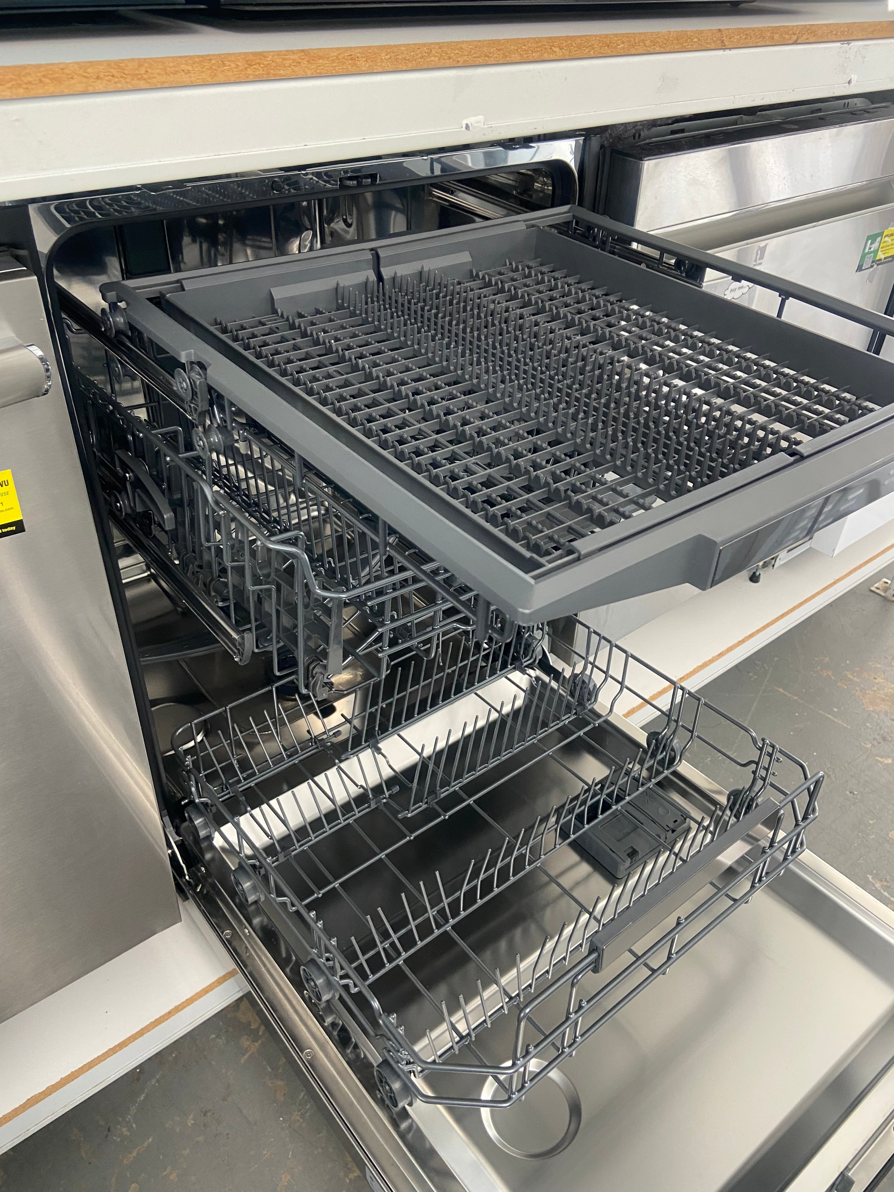 GE 24" Stainless Built-in Dishwasher
