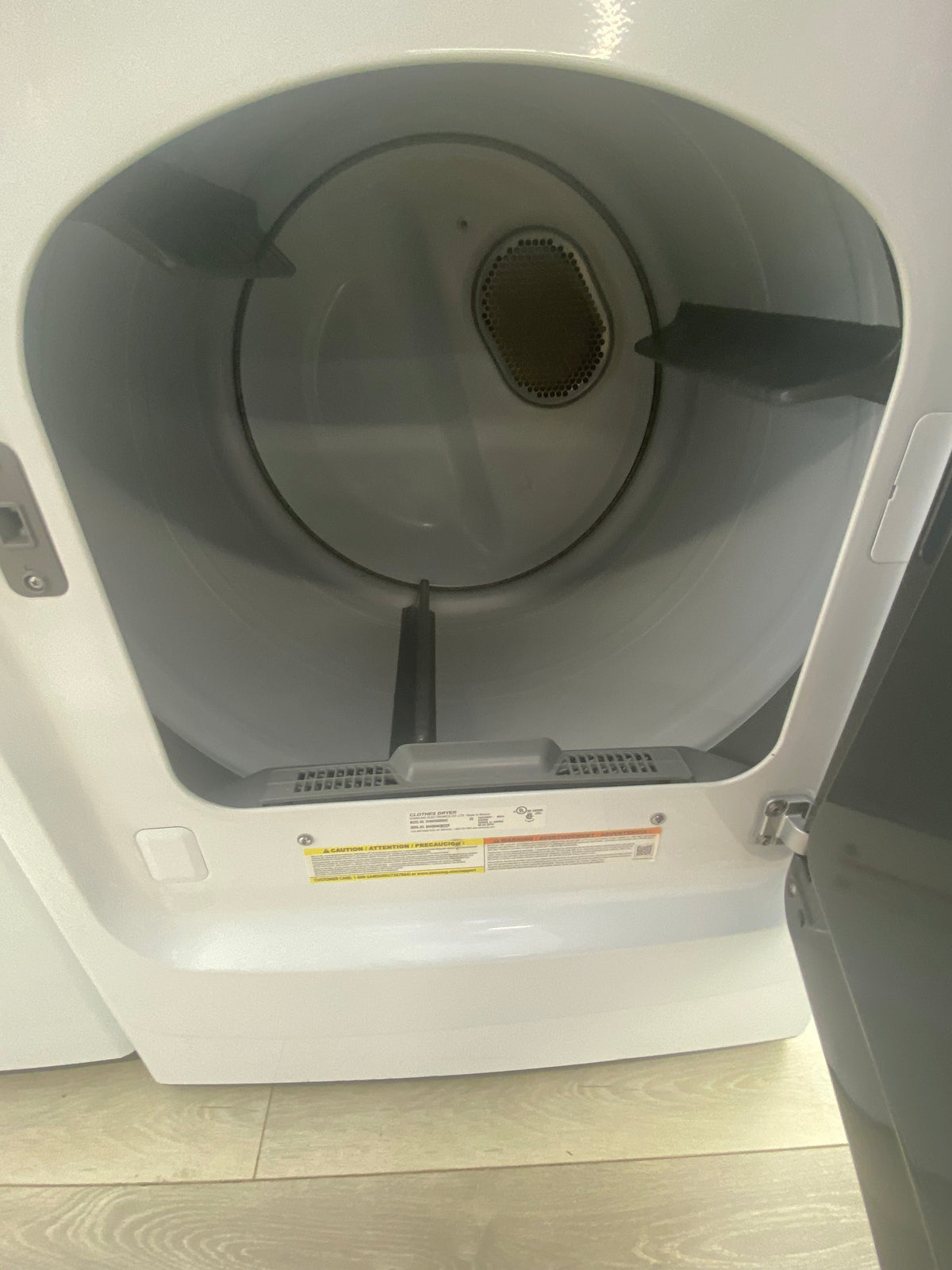 27” Samsung Washer and Dryer Set, Side by Side Setup, White in Color, "Refurbished".