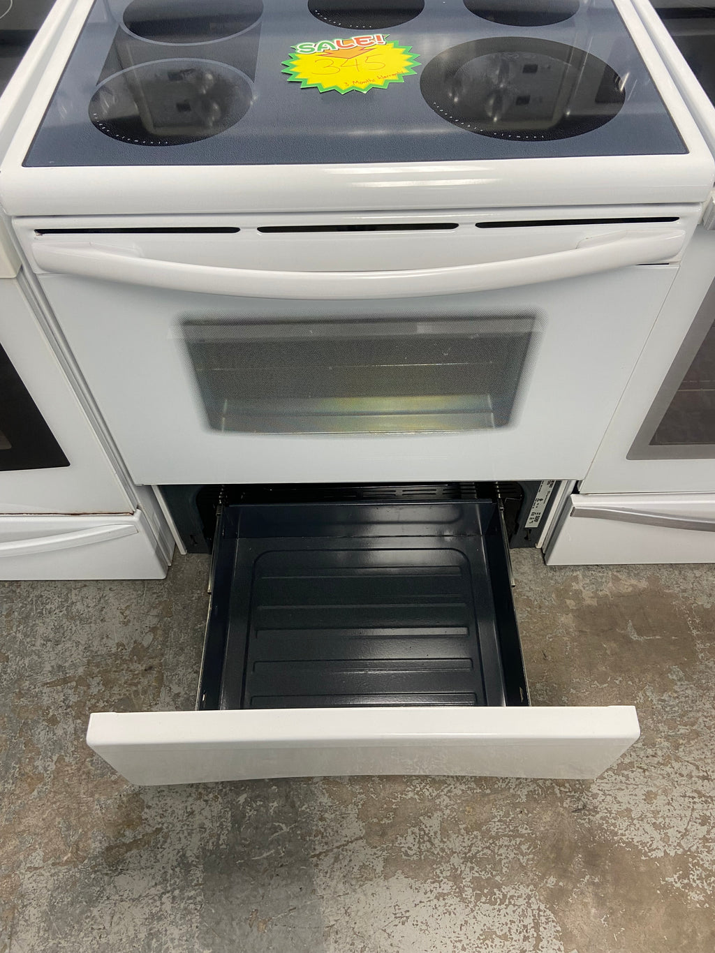 White 30” Frigidaire PGLEF388CS1 Glass Top Stove "Refurbished"