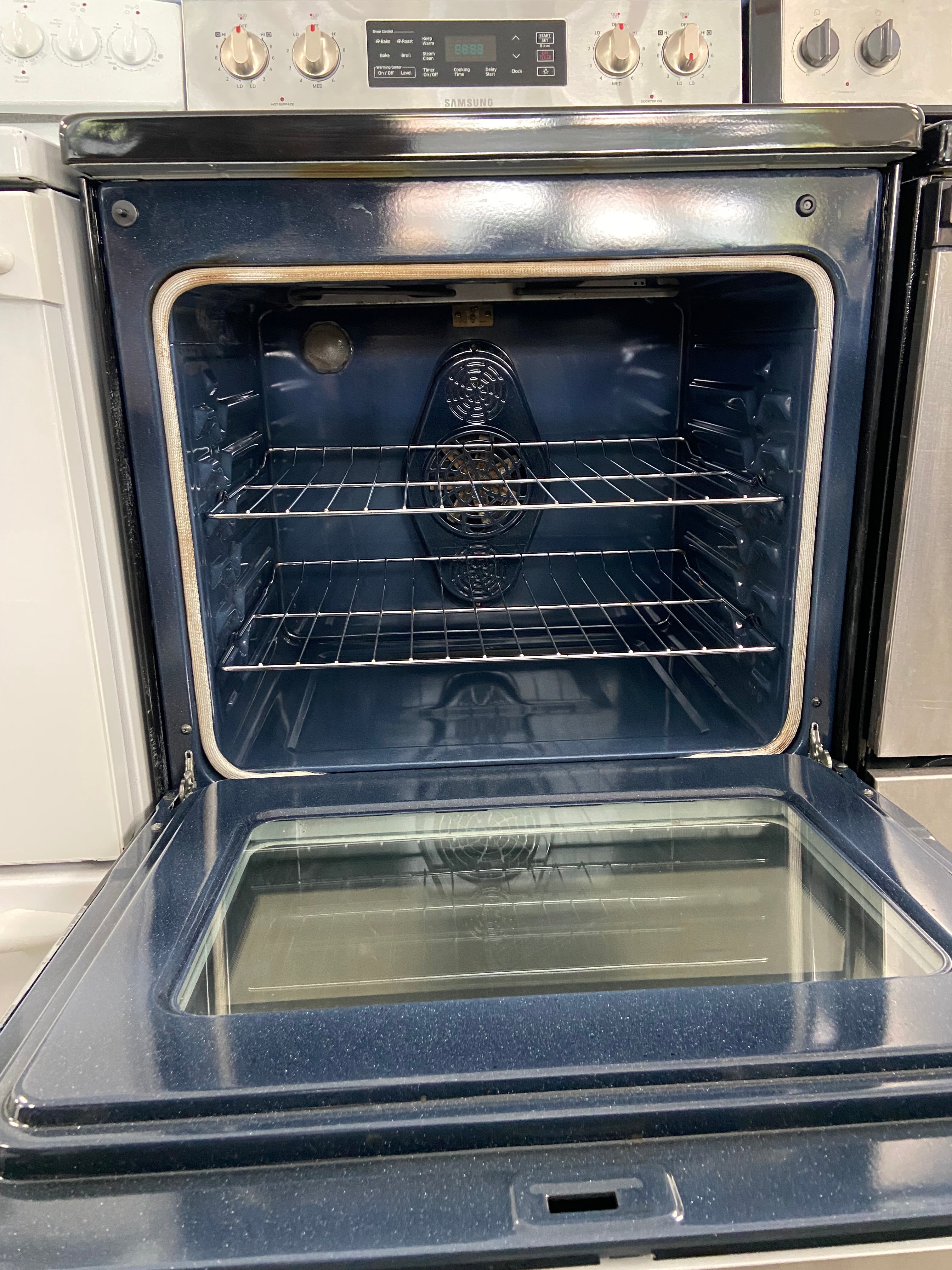 Stainless Samsung NE59K3321SS/AC Stove(Refurbished)