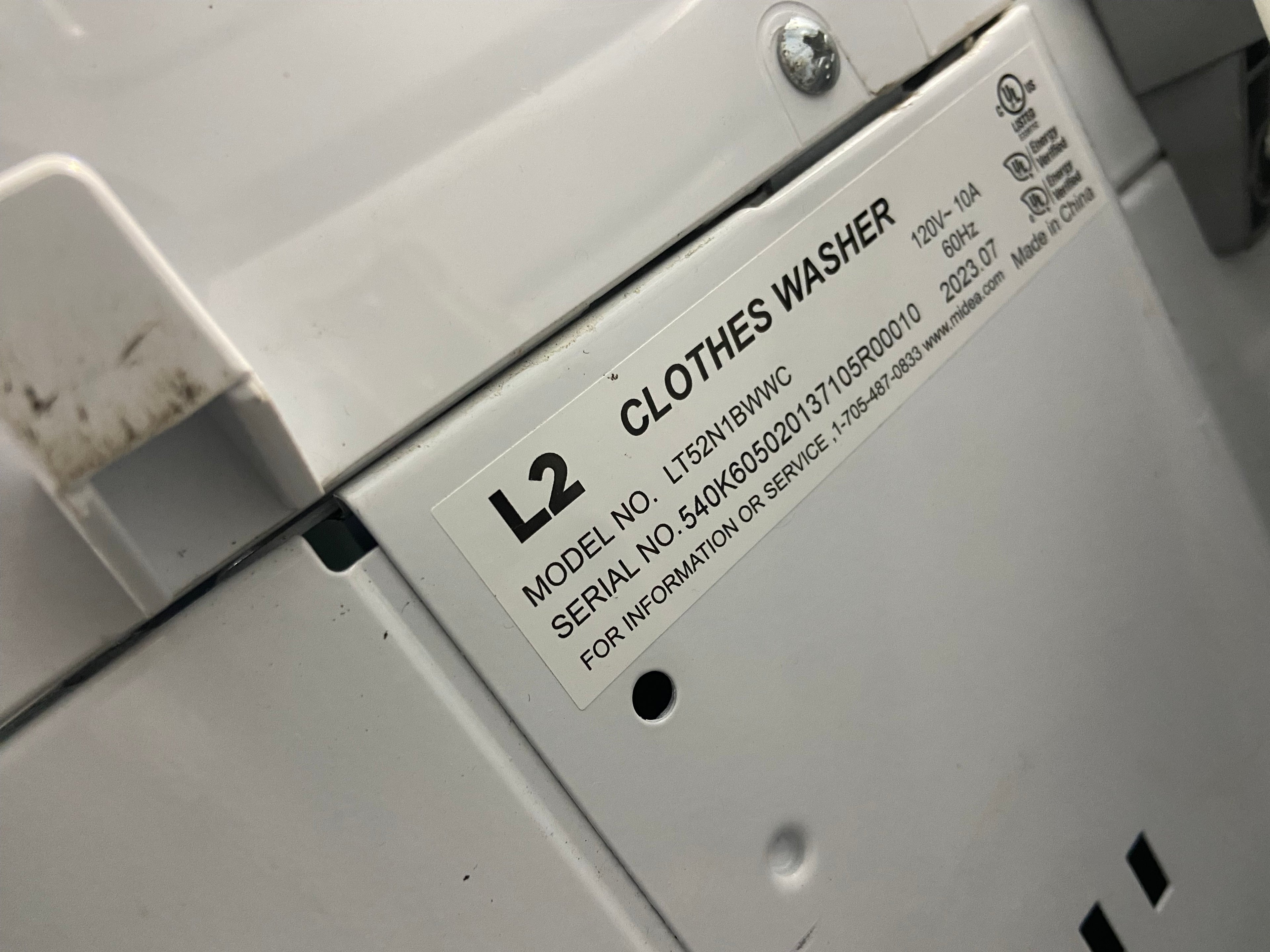 White L2 27” Washer LT52N1BWWC with Warranty