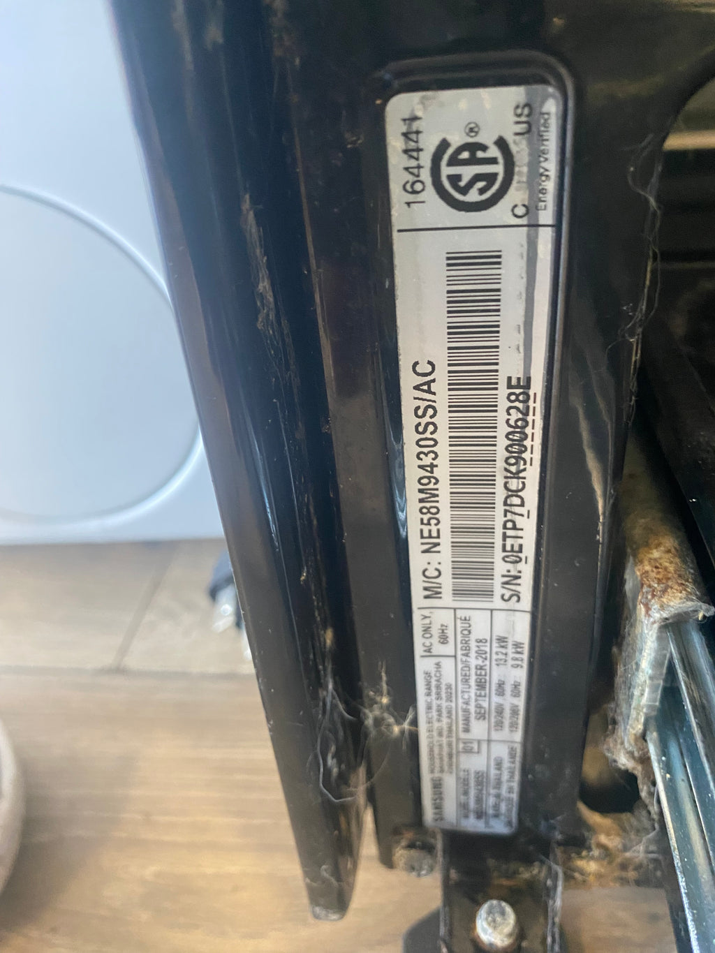 Samsung slide in glass top stove "Refurbished"