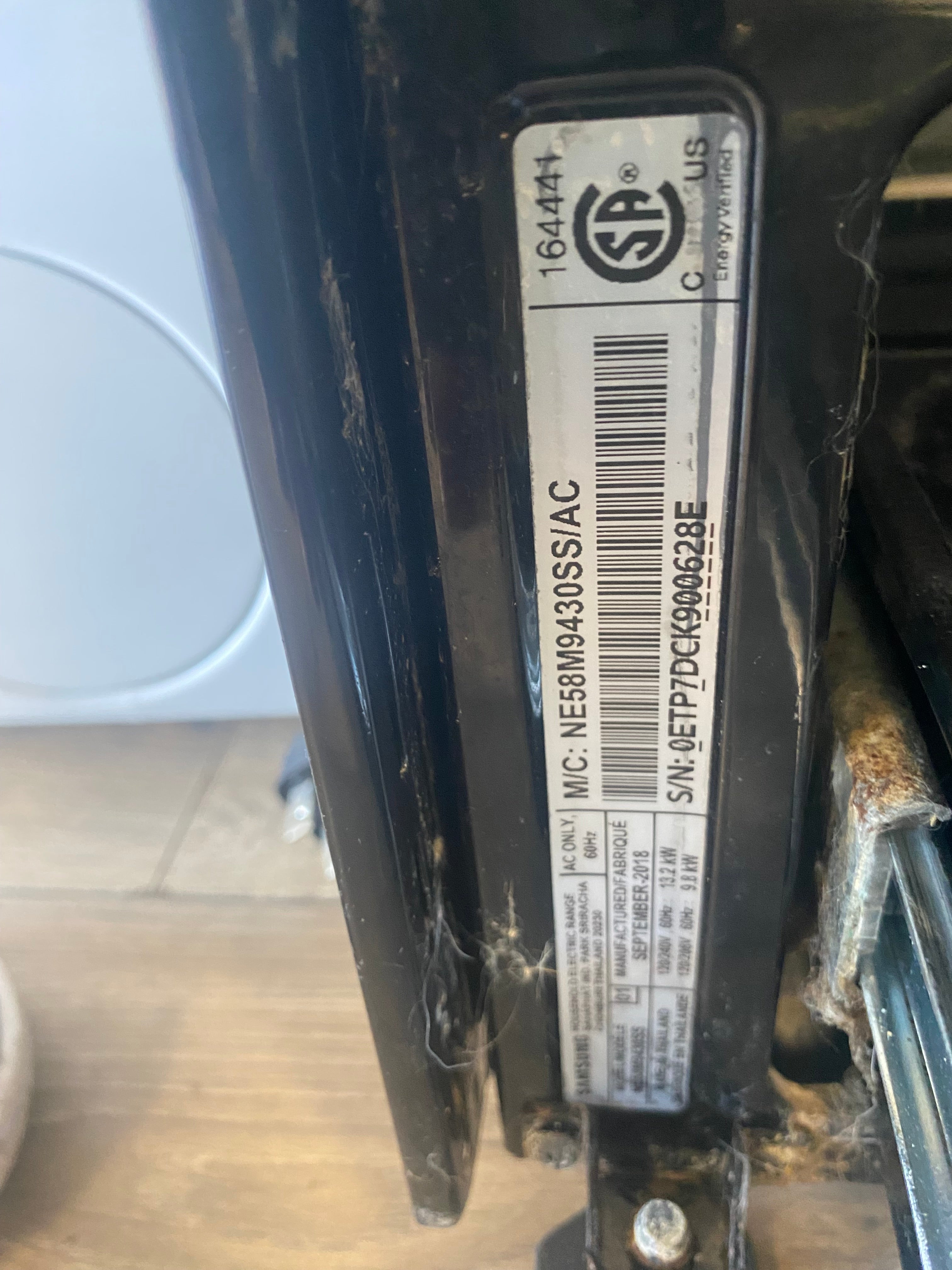 Samsung slide in glass top stove "Refurbished"