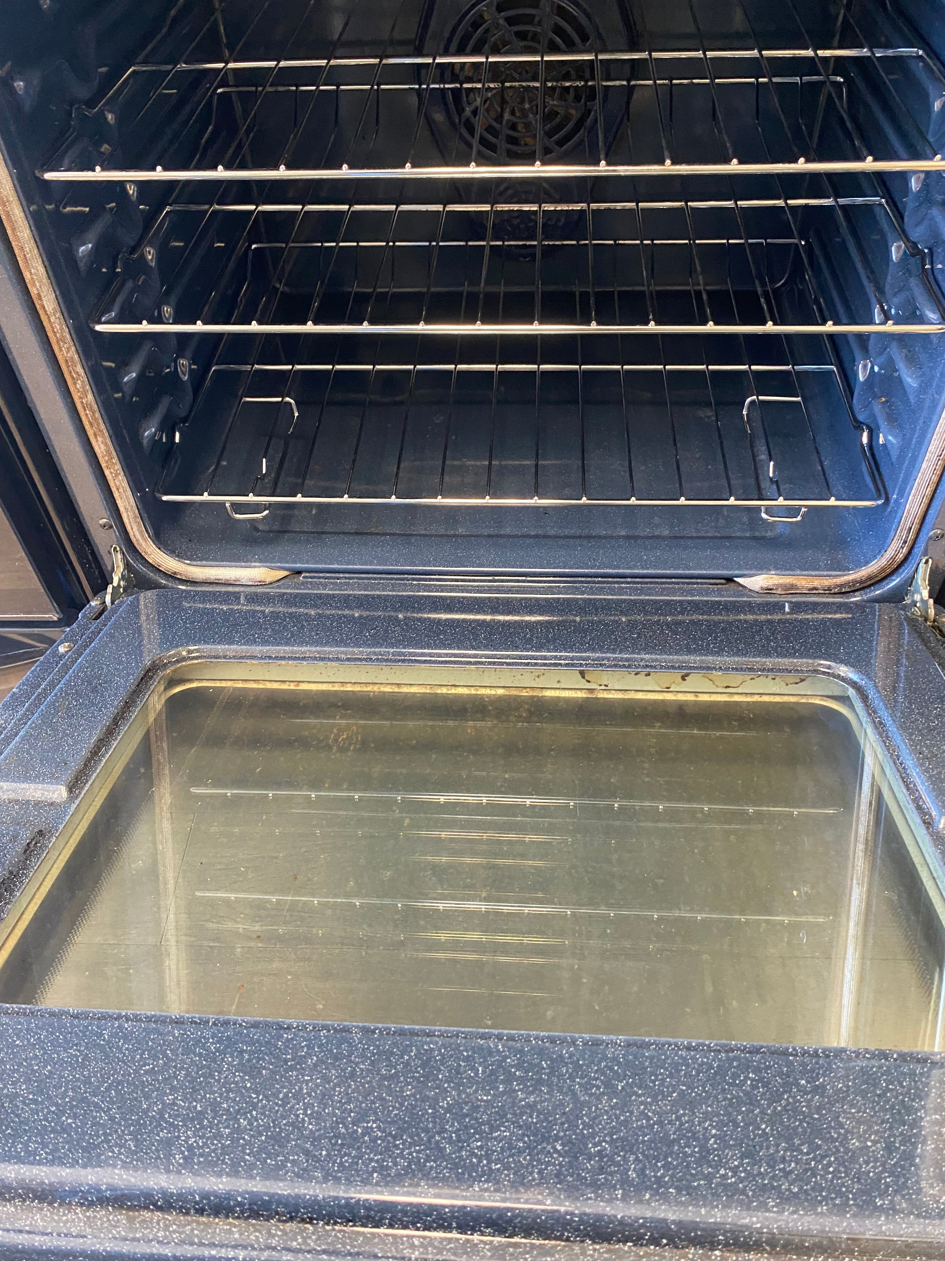 Samsung stainless steel glass top electric stove, convection oven NE59N6650WS/AC "refurbished"