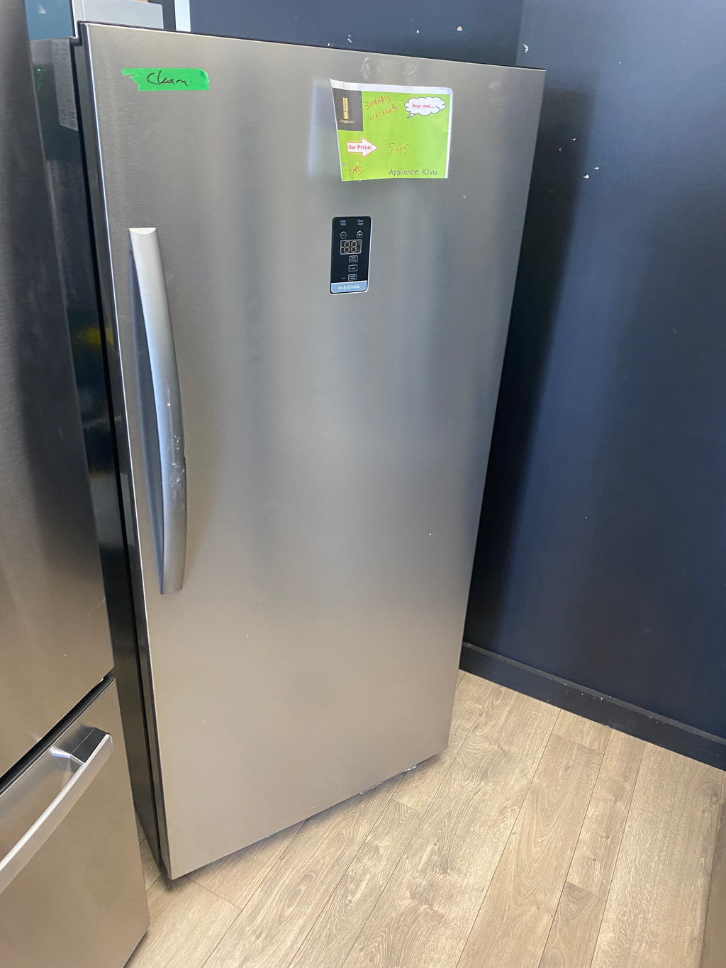 28” Insignia Freezer/Fridge