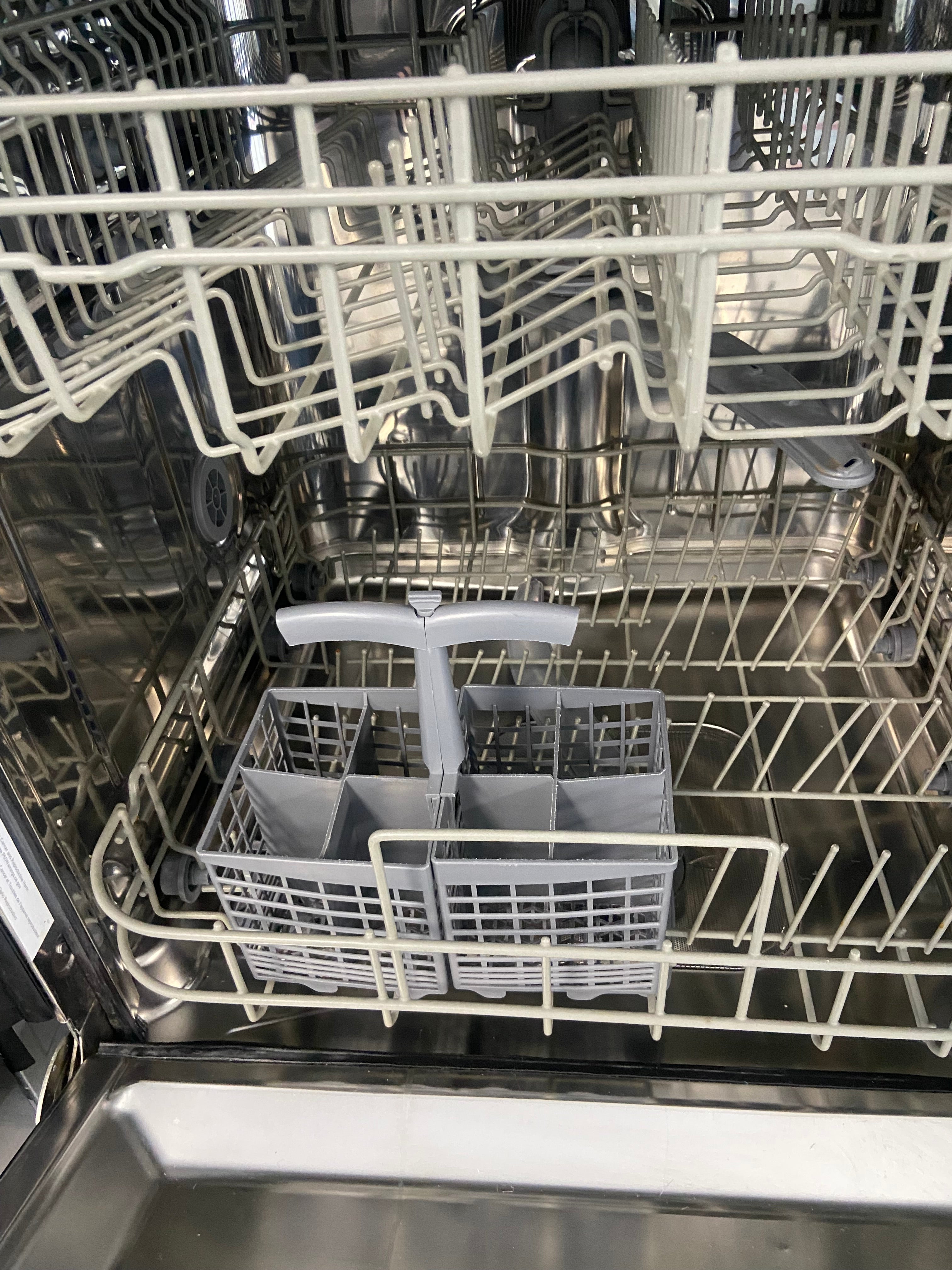 GE Built in 24" Stainless Dishwasher "scratch and Dent"