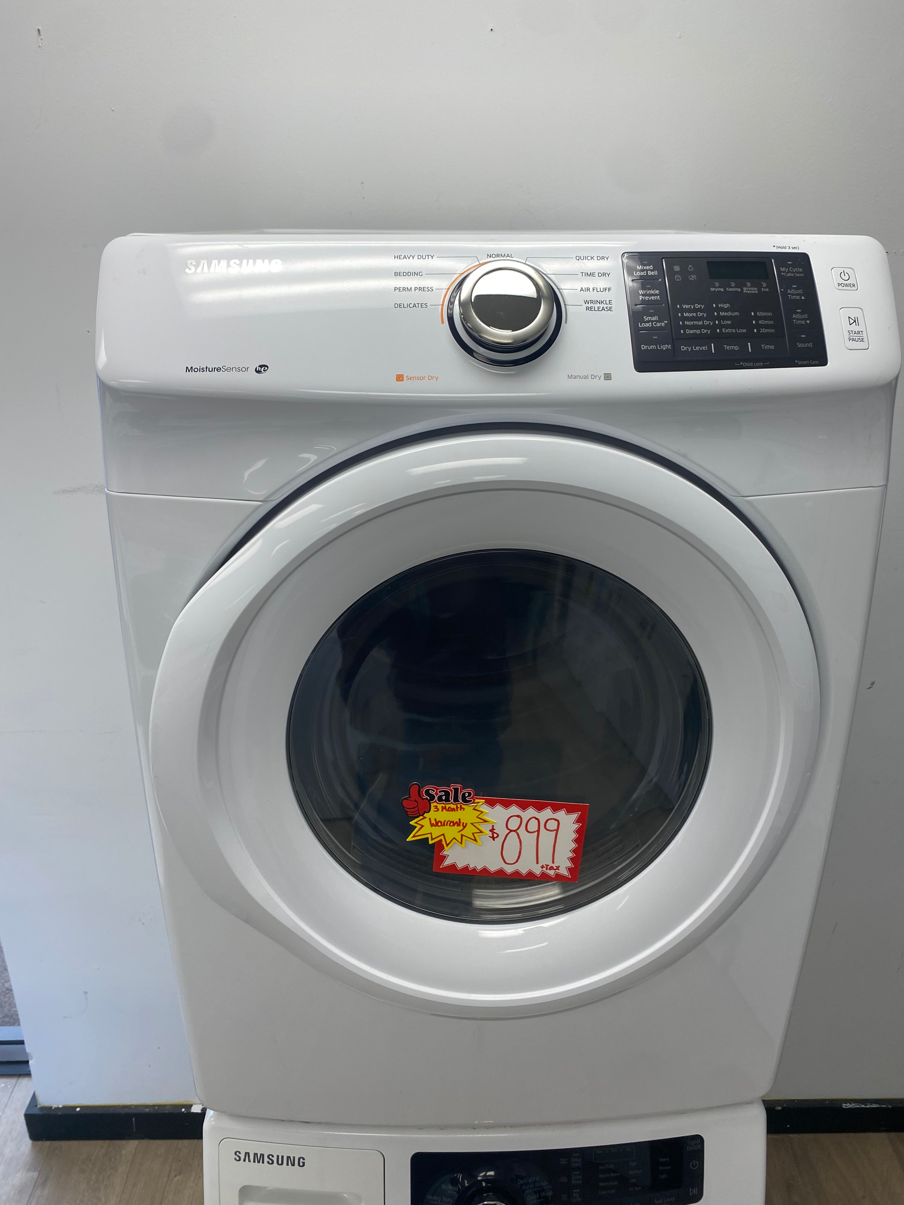 Samsung Front Load Washer, 27 inch Width, 4.0 cu. ft. Capacity, 6 Wash Cycles/ Samsung DV42H5000EW/AC Dryer, Vented, 11 Dry Cycles, 4 Temperature Settings, Stackable, White colour