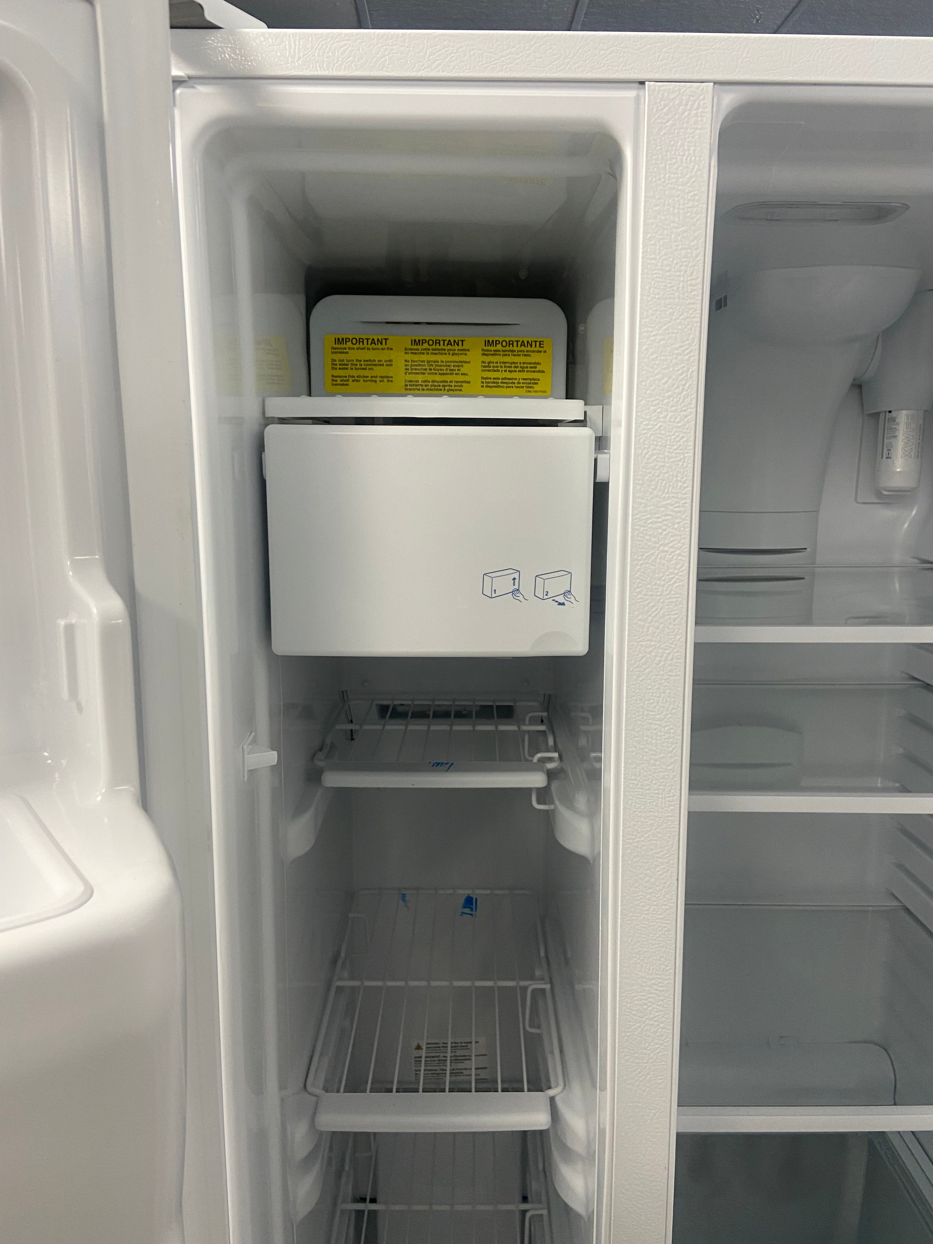 GE side by side fridge