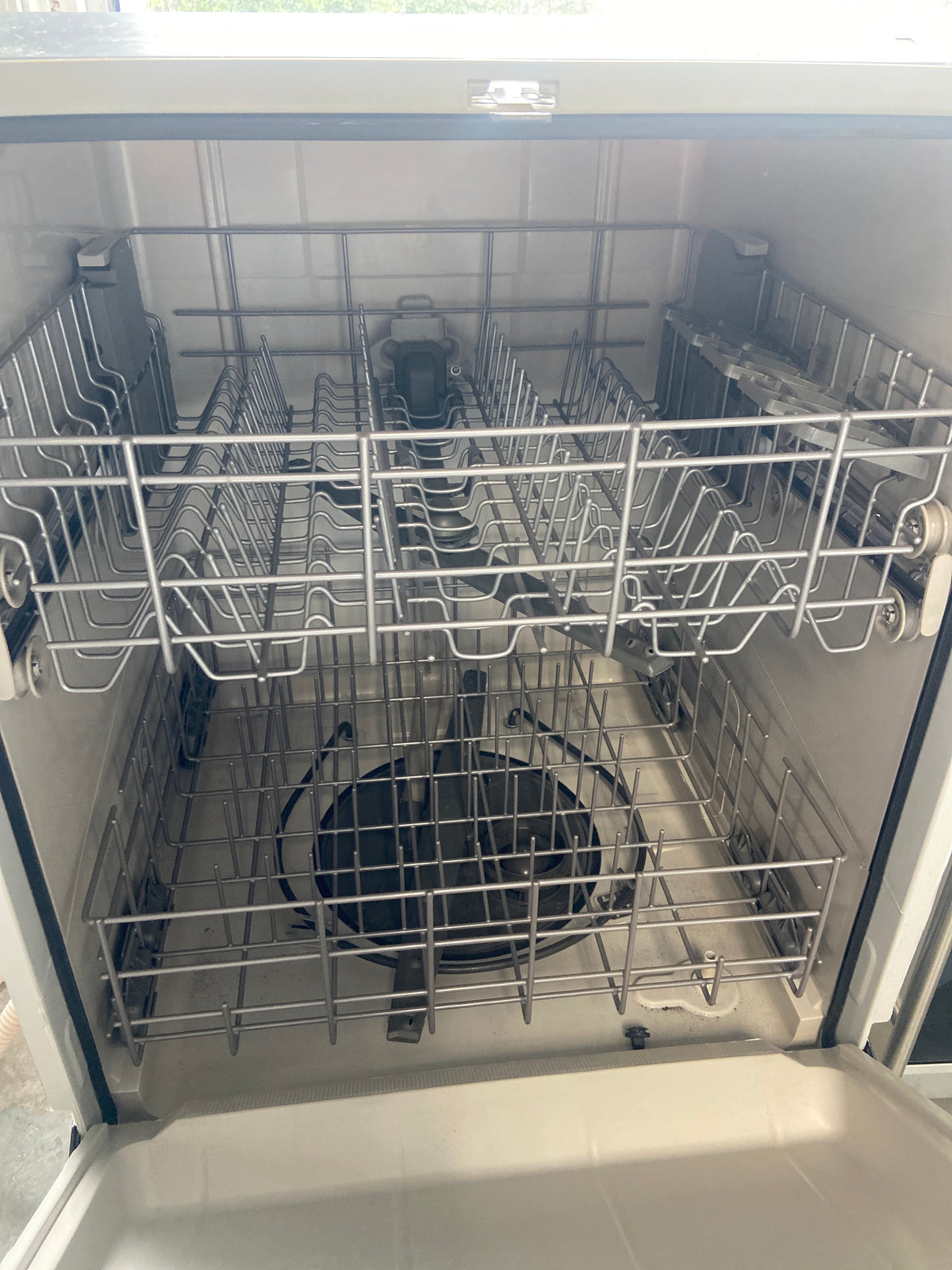 Whirlpool black dishwasher, “Refurbished”, 3 Months warranty