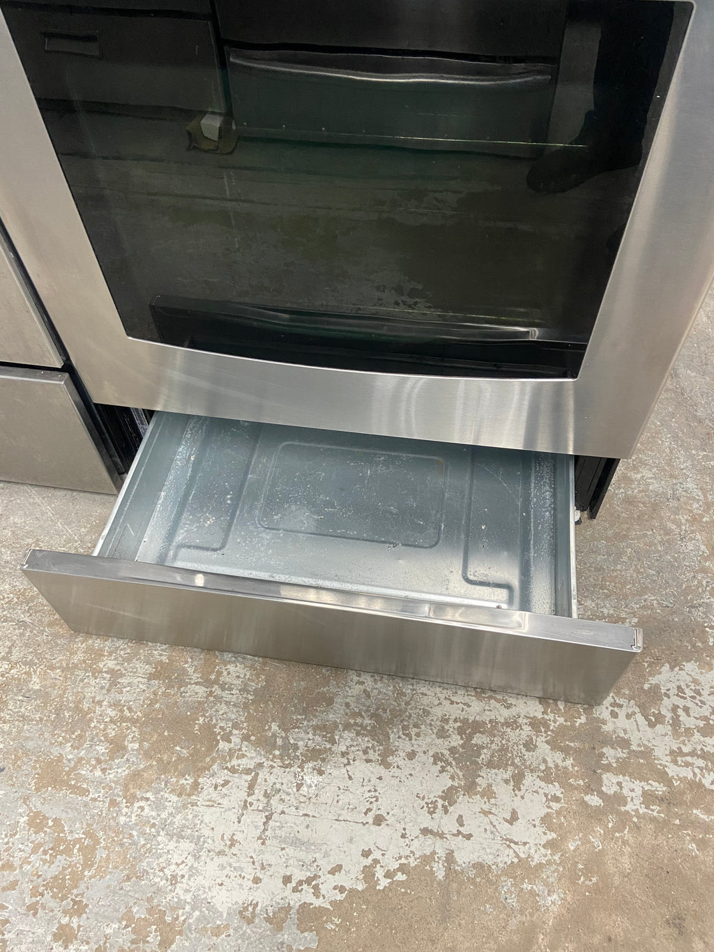 Stainless 30” Samsung NE59J3421SS/AC Glass Top Stove (refurbished)