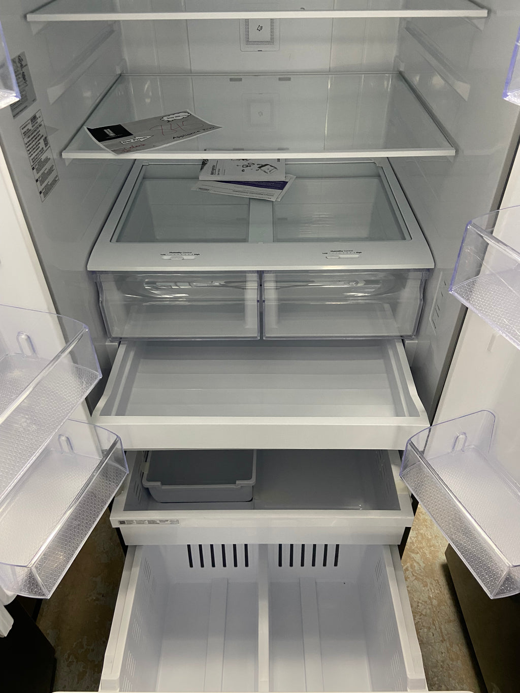 30” French door fridge 21.8 cu. RF22A4111SR/AA Stainless Steel colour  “scratch and dent”