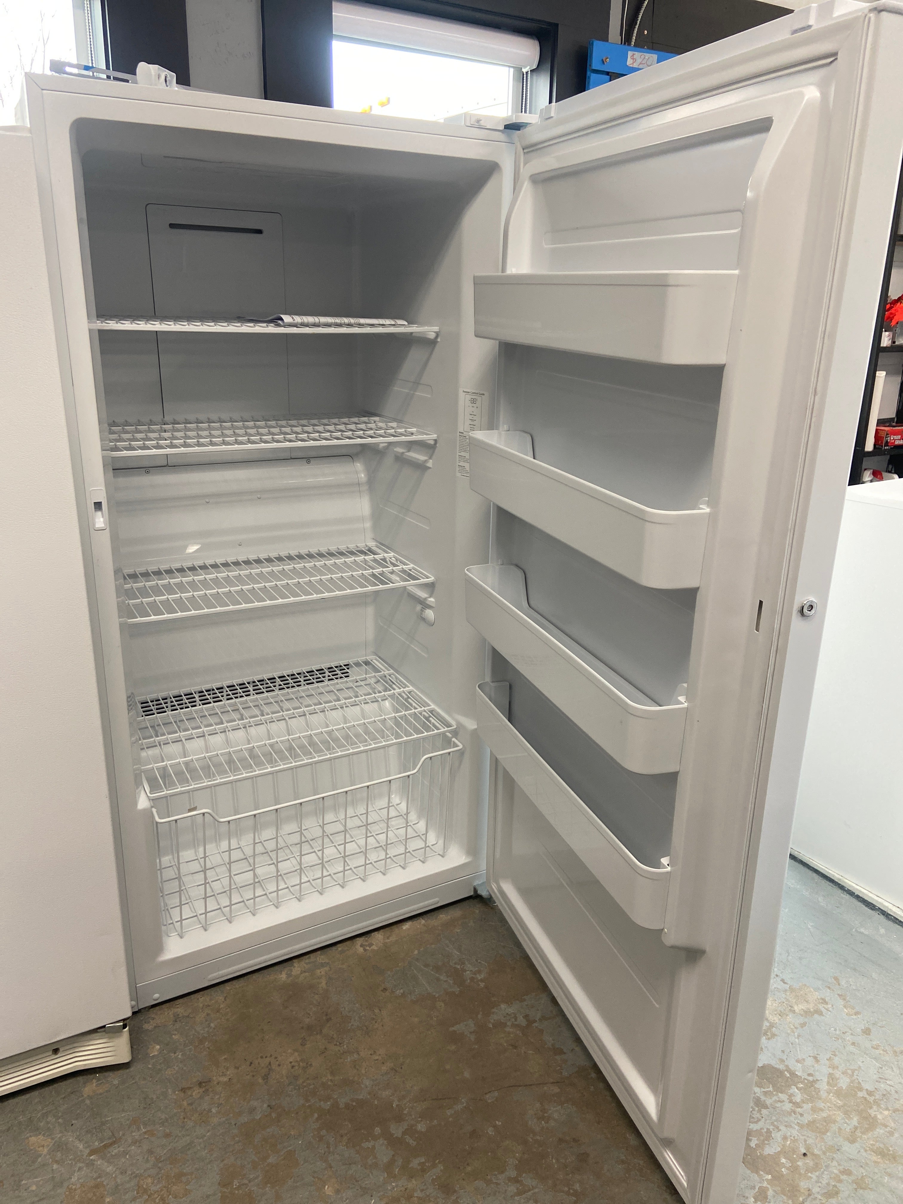 GE 17 Cu. Ft. Upright Freezer - White (FUF17SMRFWW)