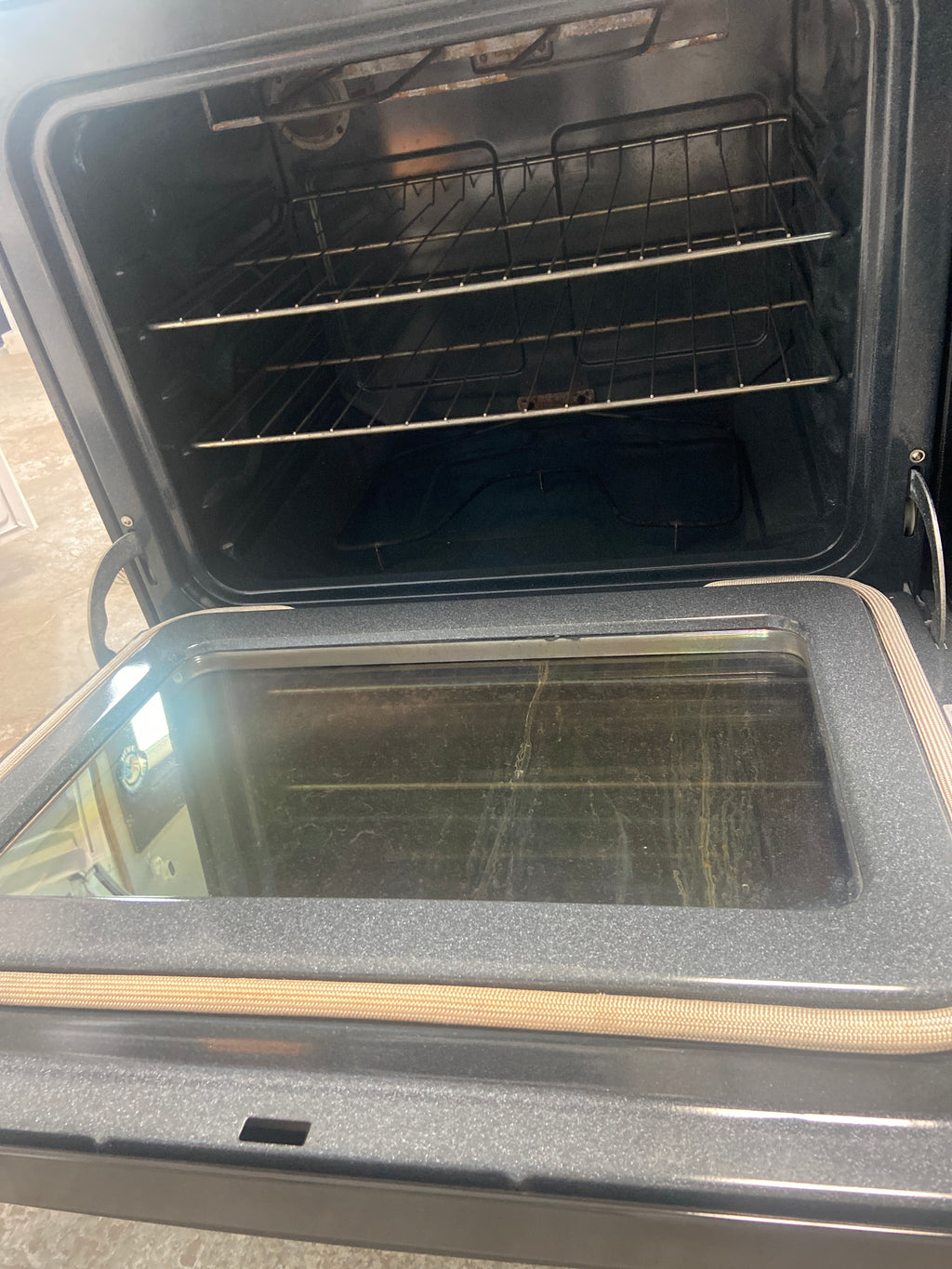 Hotpoint stove, RCB790S J2SA, “Refurbished”, 3 Months warranty