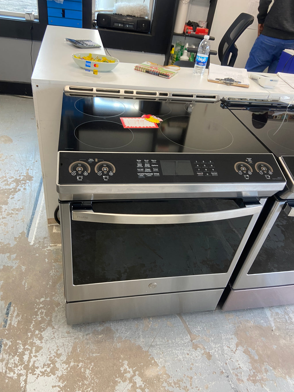 GE Profile Induction Range, 5.3 cu. ft. Capacity, 30 inch Exterior Width, True Convection, 5 Burners, Storage Drawer, Yes, Self Clean, 3,700 W Highest Element, Stainless Steel colour True European Convection, Self Clean Racks, Temperature Probe