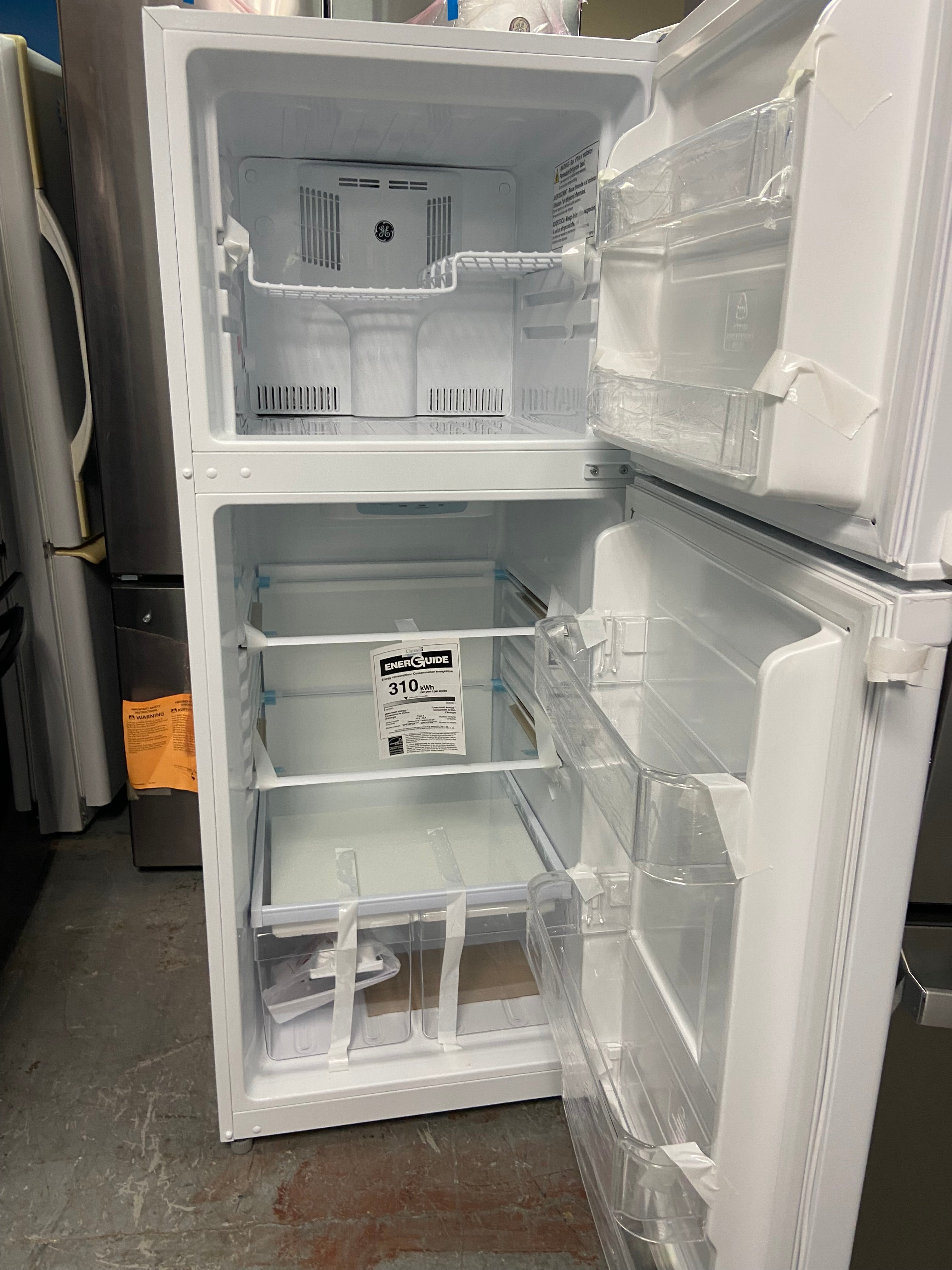 White 24” GE GPE12FGKFWW Fridge (New)