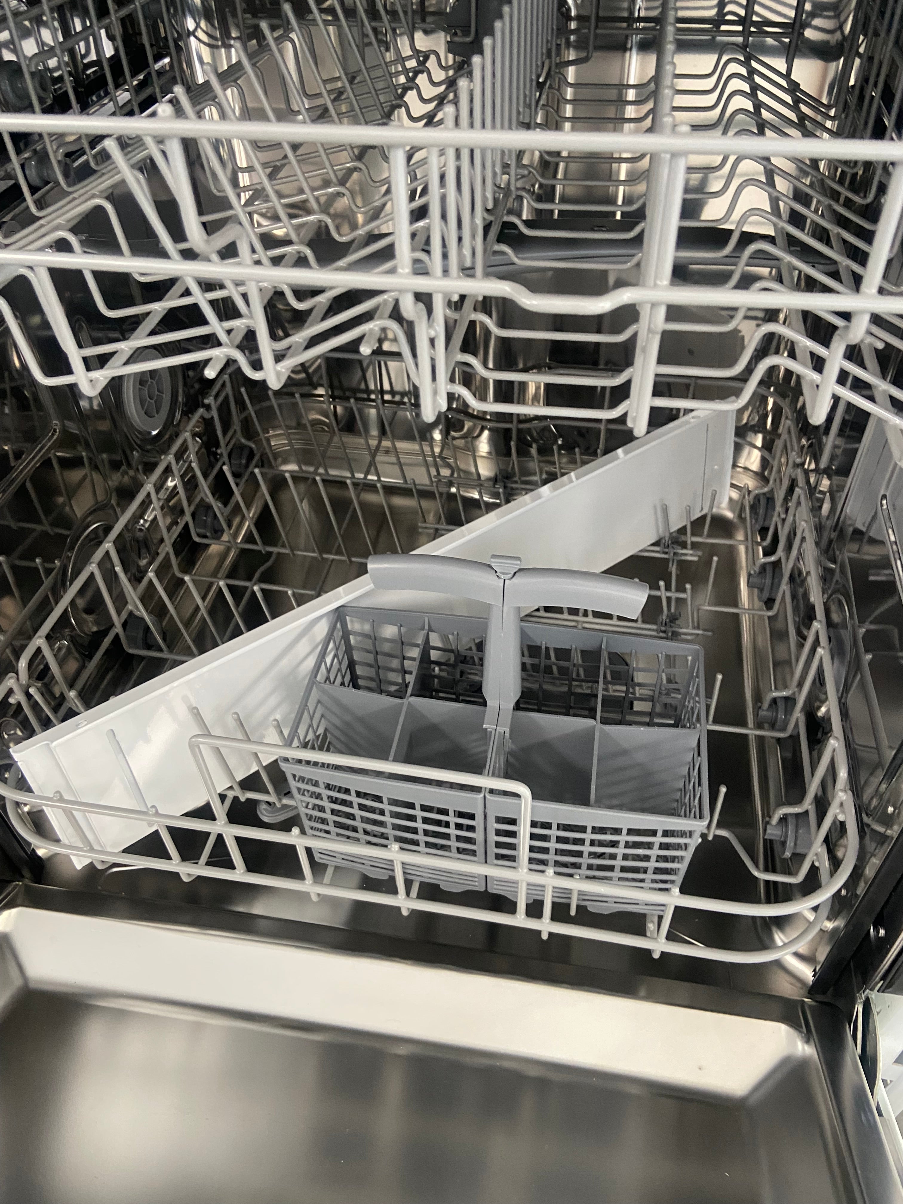 GE White 24" Built-in Dishwasher "scratch and dent"