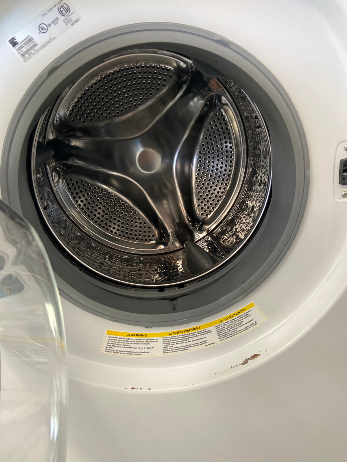 Kenmore White front load washer, he(high efficiency marked), energy star certified, “Refurbished”, 3 Months Warranty.