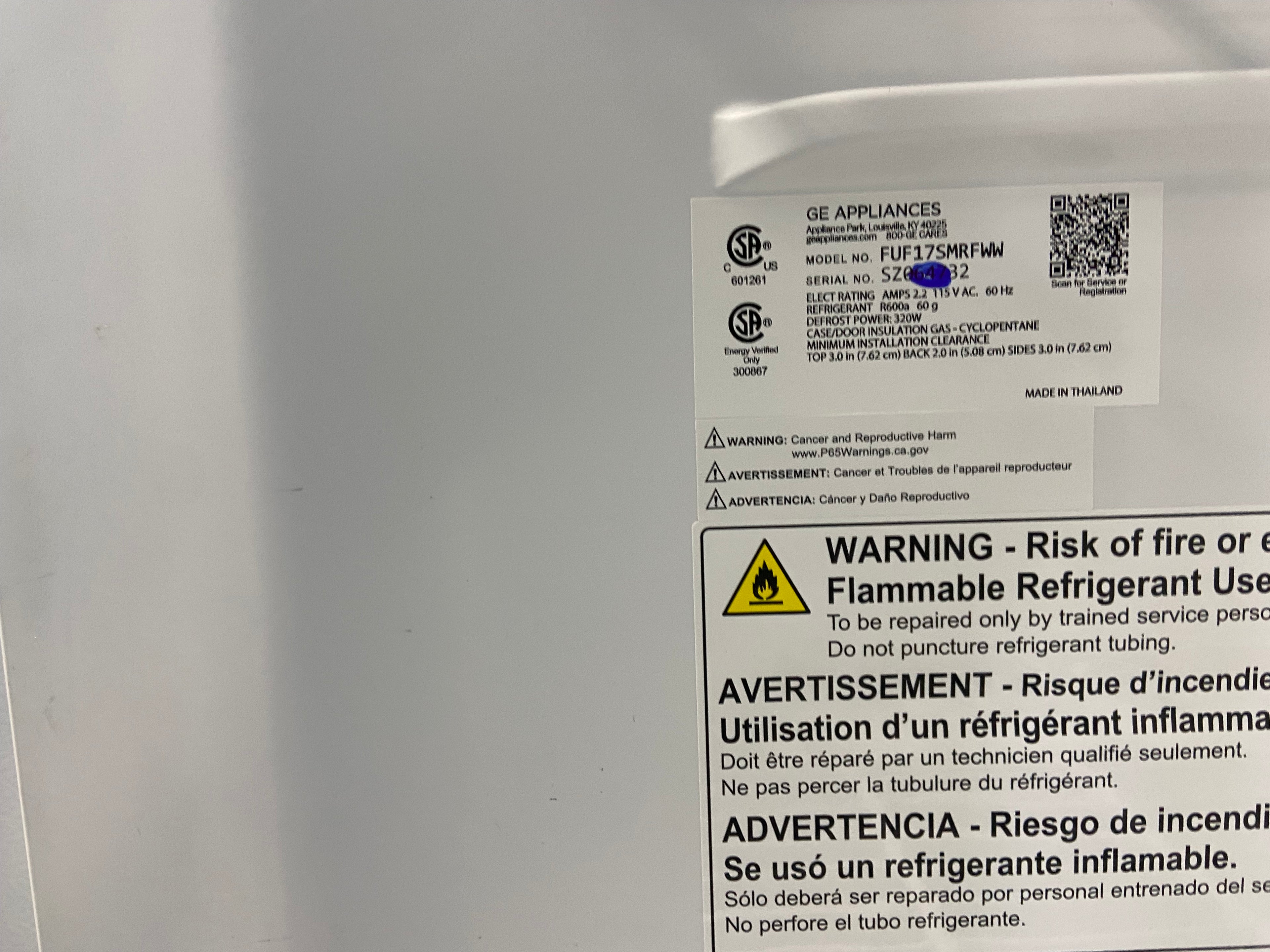 GE FUF17SMRFWW Upright Freezer, 33 inch Width, 17.3 cu. ft. Capacity, Frost Free, Interior Light (Freezer)