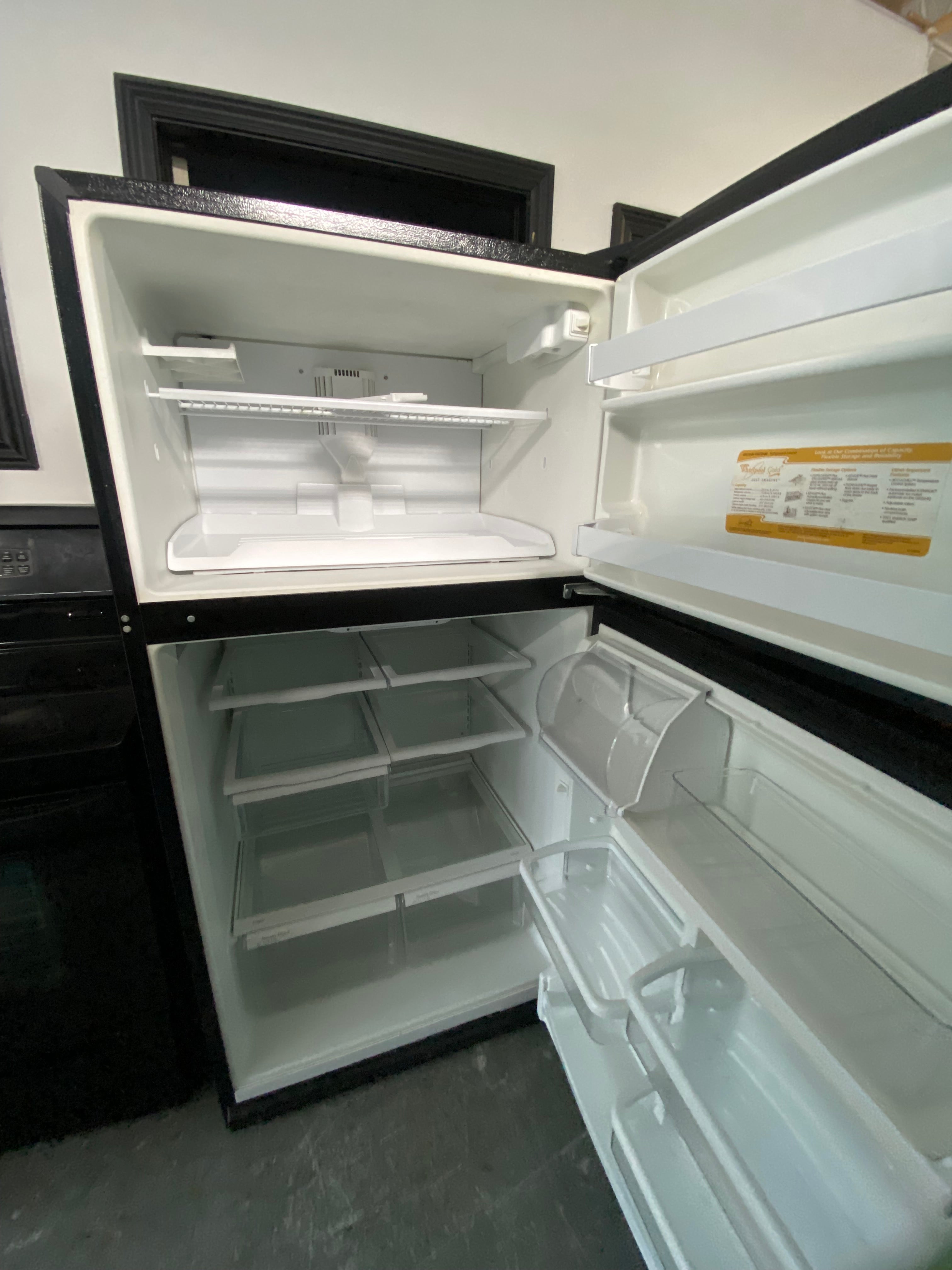 Black 33” Whirlpool GR2SHKXKB00 Fridge (Refurbished)
