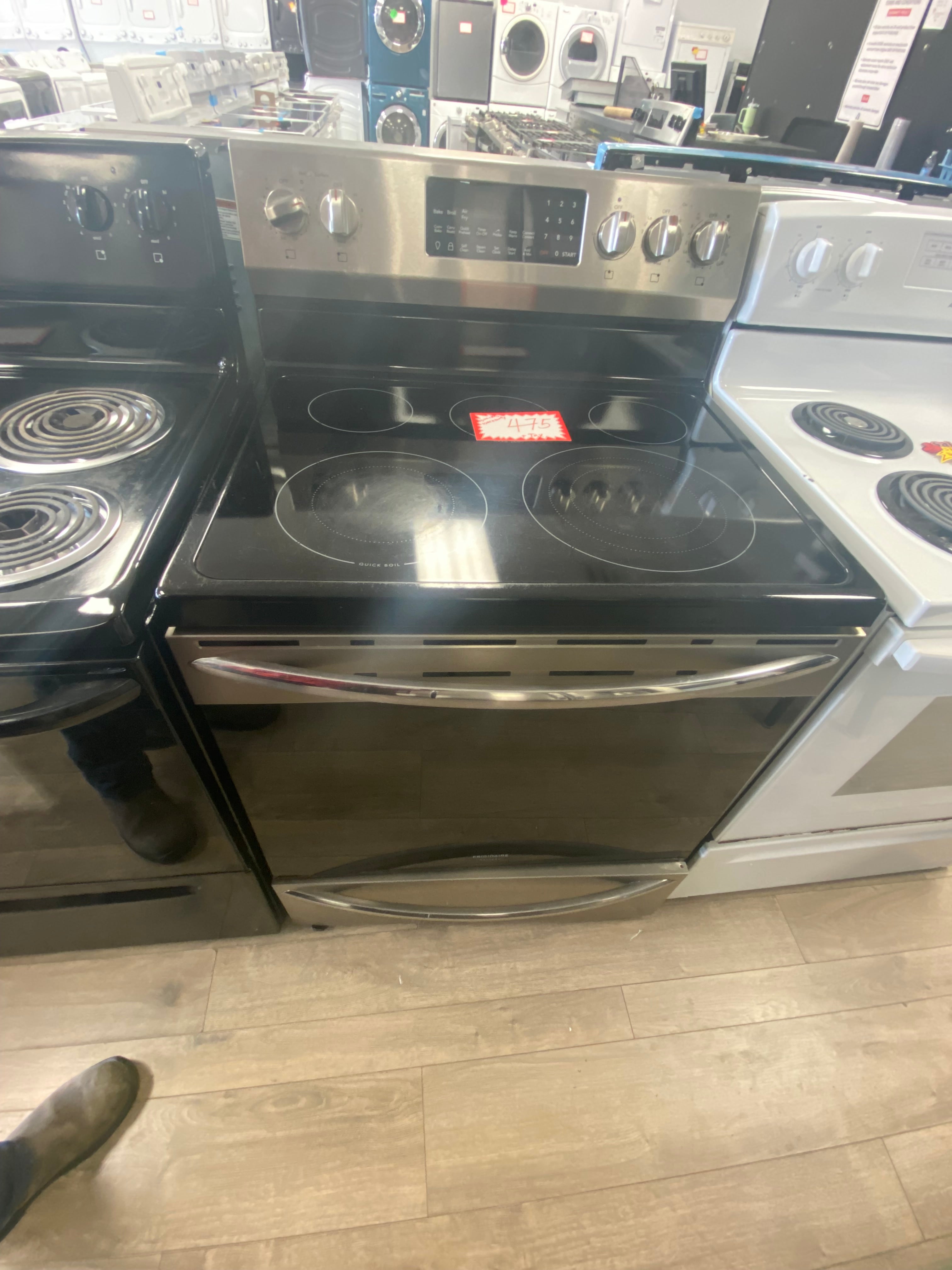 Fridgidaire 30”  glass top stove "Refurbished"