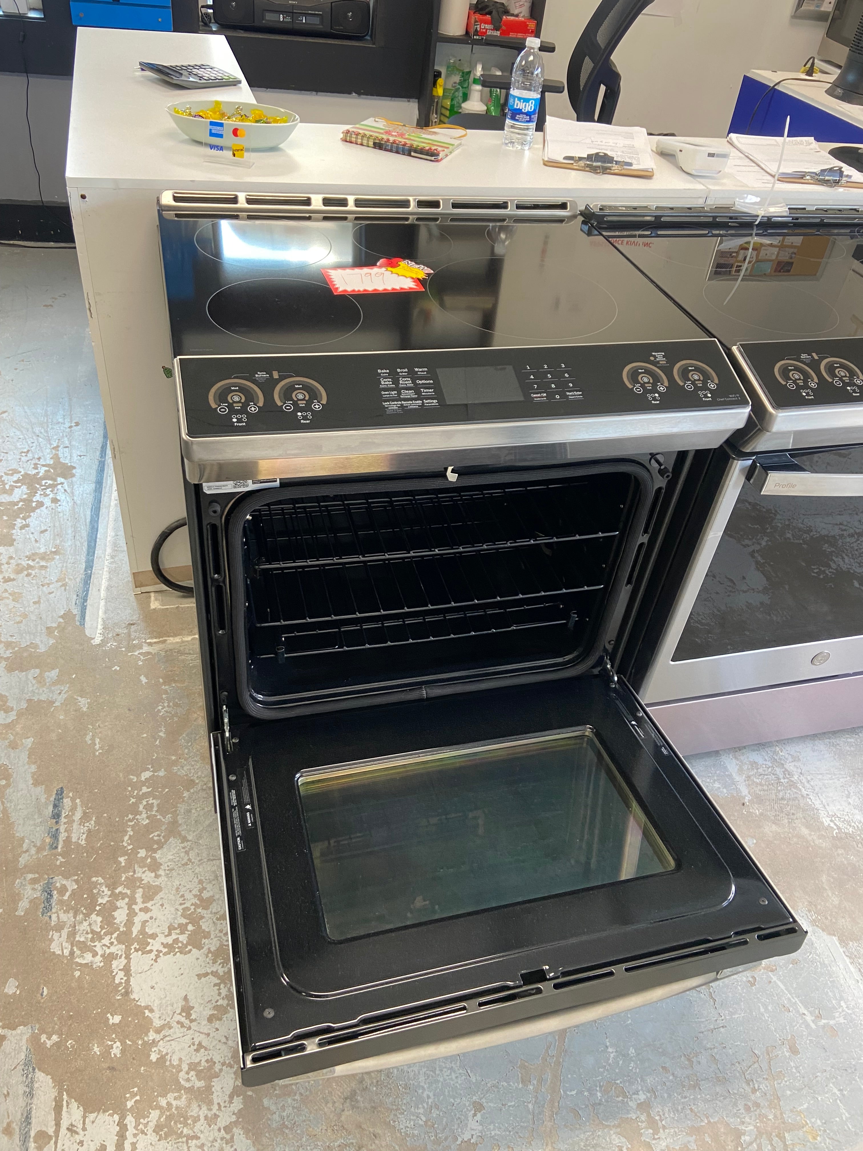 GE Profile Induction Range, 5.3 cu. ft. Capacity, 30 inch Exterior Width, True Convection, 5 Burners, Storage Drawer, Yes, Self Clean, 3,700 W Highest Element, Stainless Steel colour True European Convection, Self Clean Racks, Temperature Probe