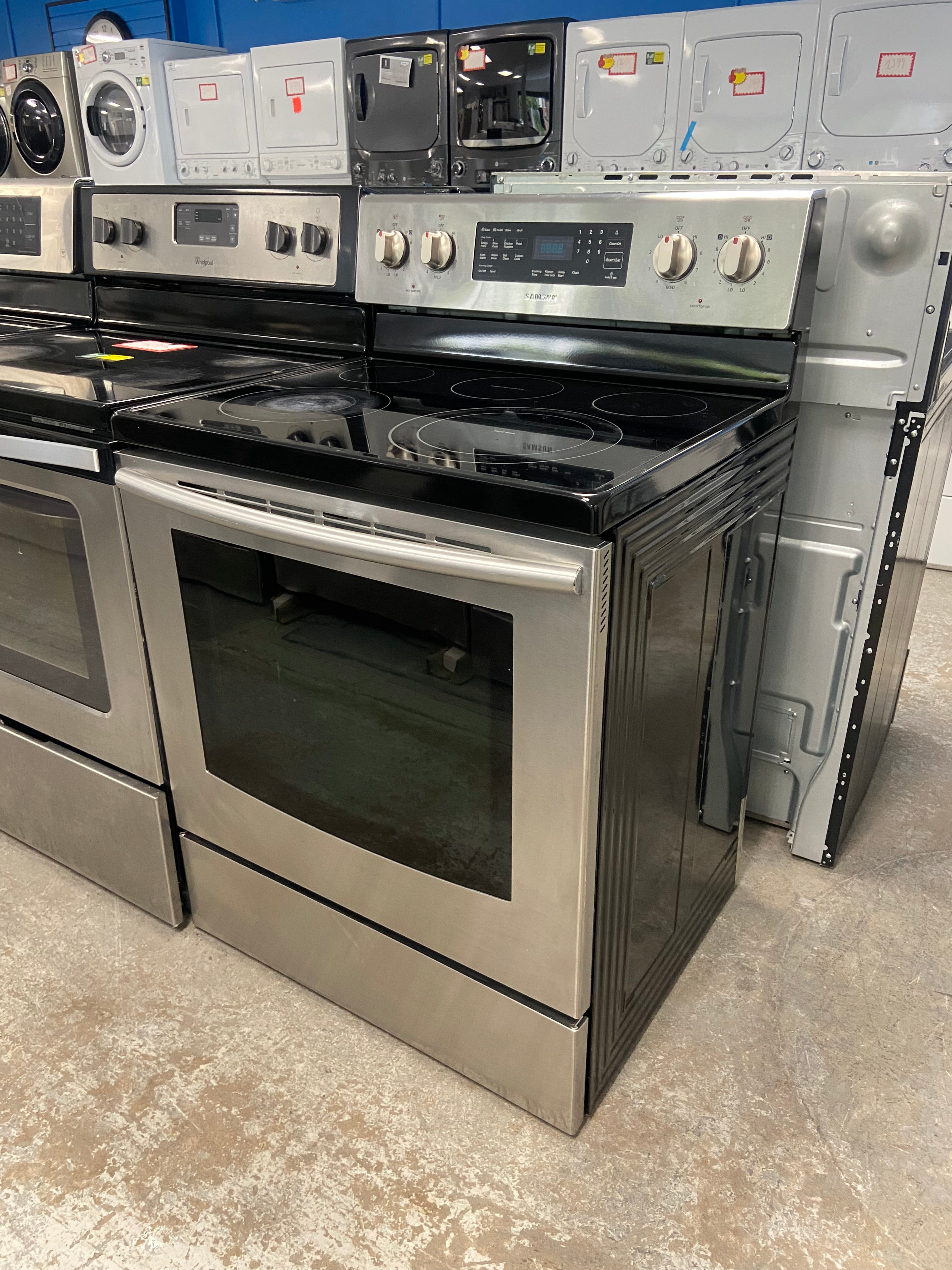 Stainless 30” Samsung NE59J3421SS/AC Glass Top Stove (refurbished)