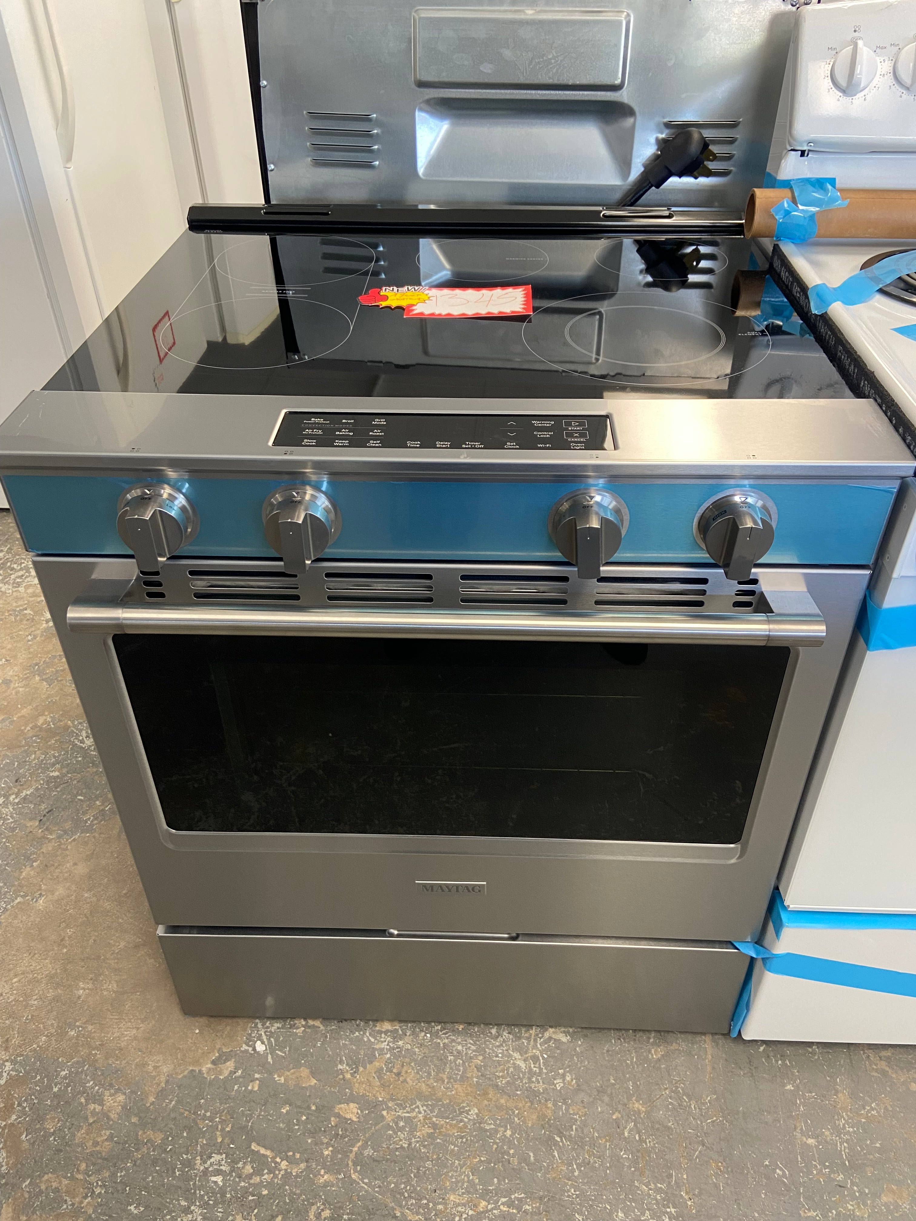 Maytag YMSES7030SZ0 Electric Range, 5.3 cu. ft. Capacity, 30 inch Exterior Width, Convection, 5 Burners, Storage Drawer, Air Fry, Self Clean, 3,000 W Highest Element, FingerPrint Resistant Stainless Steel colour, Dual-Choice™ Element, Keep Warm™