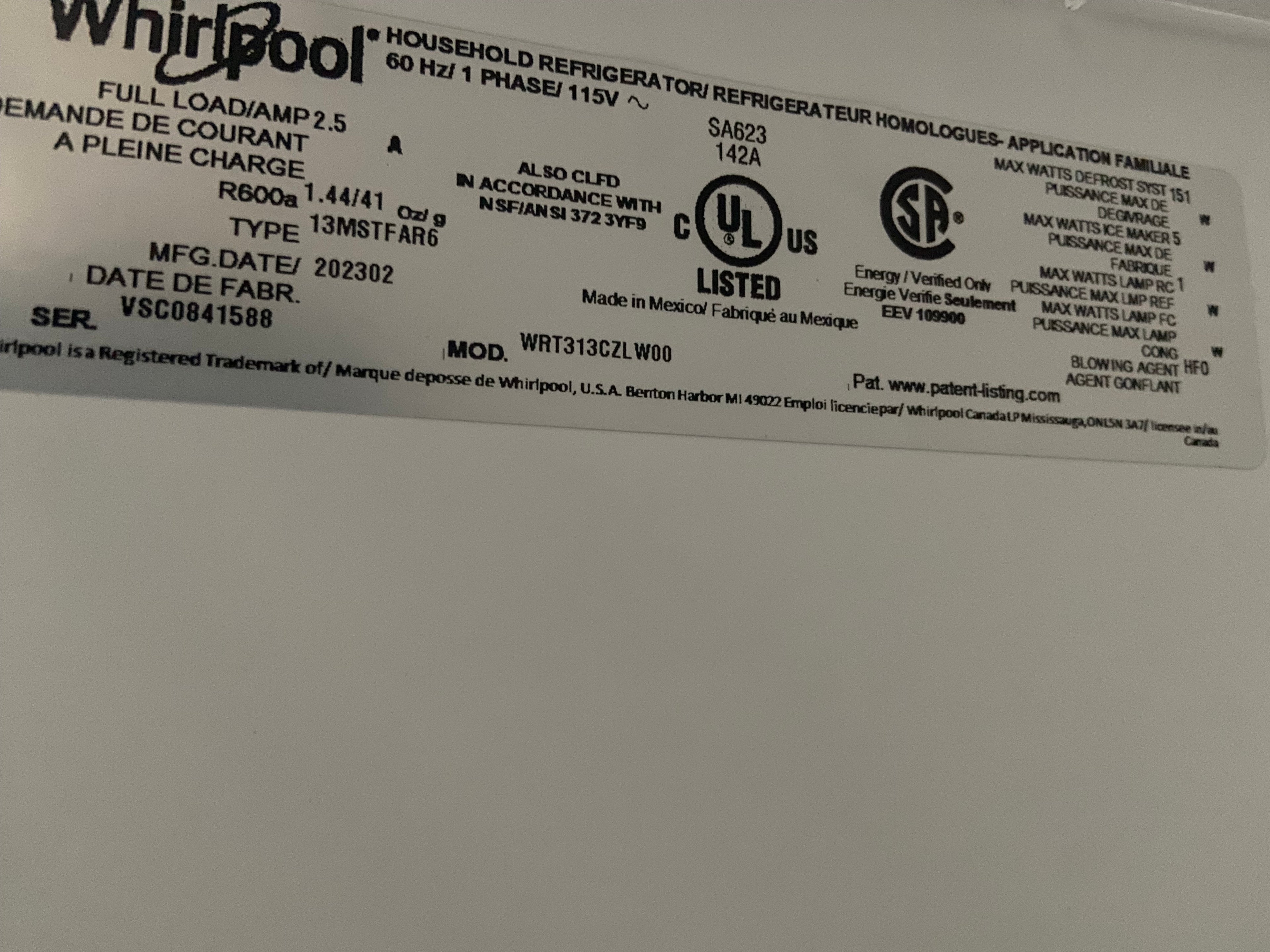 Whirlpool apartment size (24”) New fridge