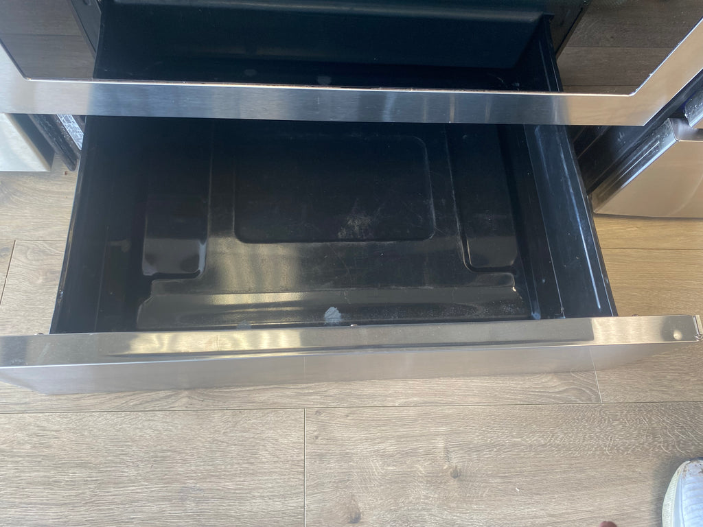 Samsung NE59J7630SS Electric Range, 5.9 cu. ft. Capacity, 30 inch Exterior Width, Convection, 5 Burners, Storage Drawer, Self Clean, 3,300 W Highest Element, Stainless Steel colour