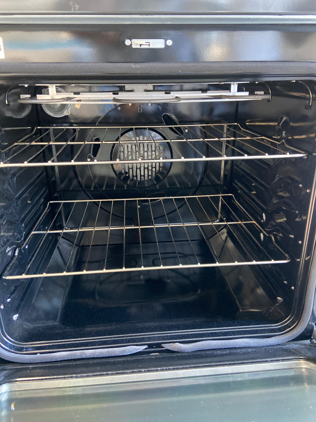 GE profile stainless stove, PCB900YV1FS, “Brand New”, 6 Months Warranty.