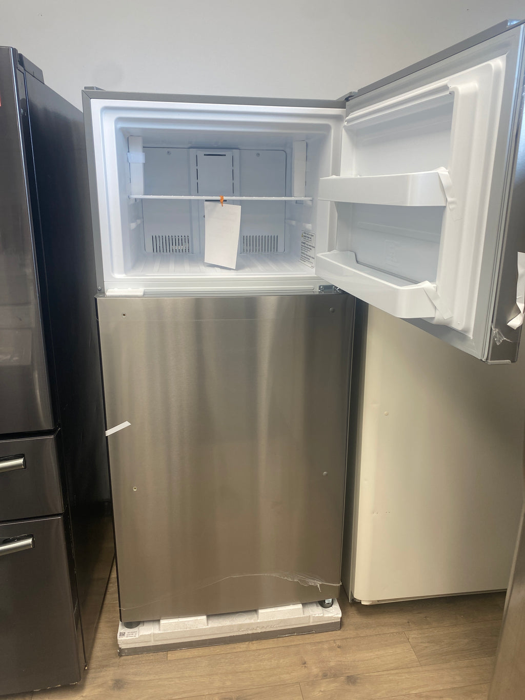 Moffat Top-Freezer 18-cu.ft. Refrigerator - Stainless Steel